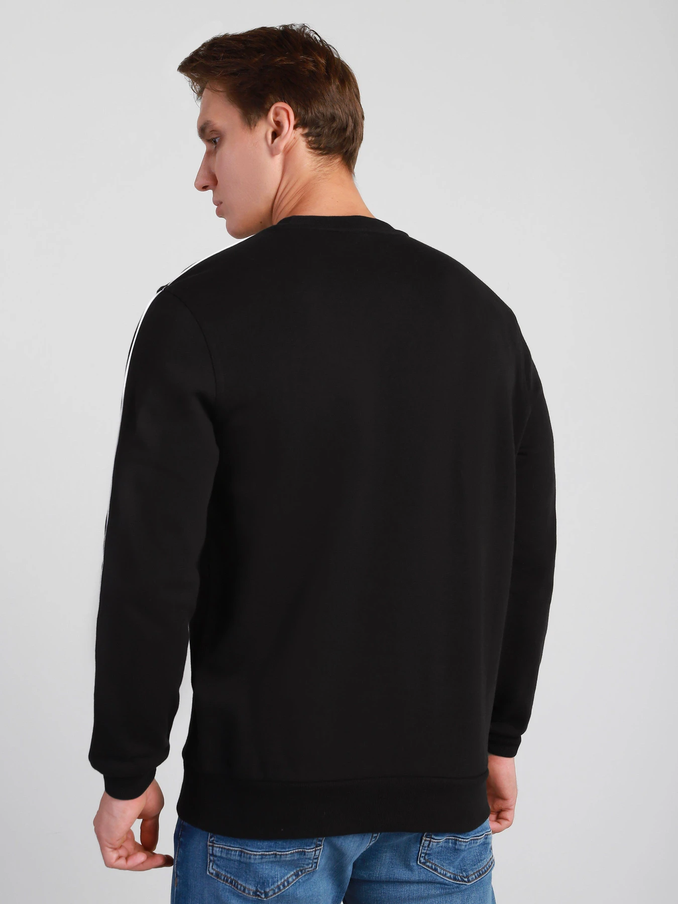 Худи и свитшоты PUMA CLSX Piped Crew TR модель 53170201 Худи и свитшоты PUMA CLSX Piped Crew TR модель 53170201 Фото