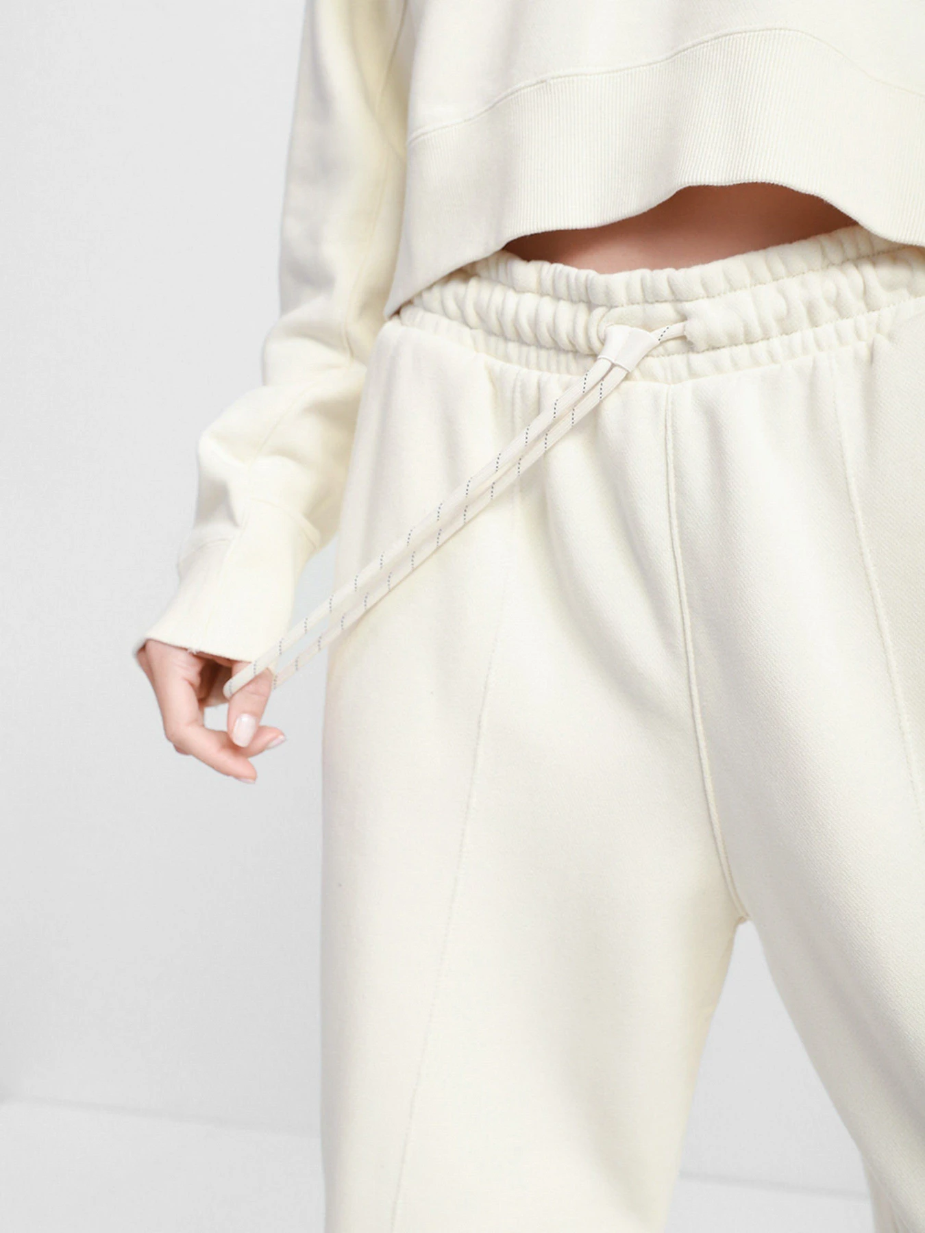Брюки PUMA Infuse Sweat Pants модель 53193073 Брюки PUMA Infuse Sweat Pants модель 53193073 Фото