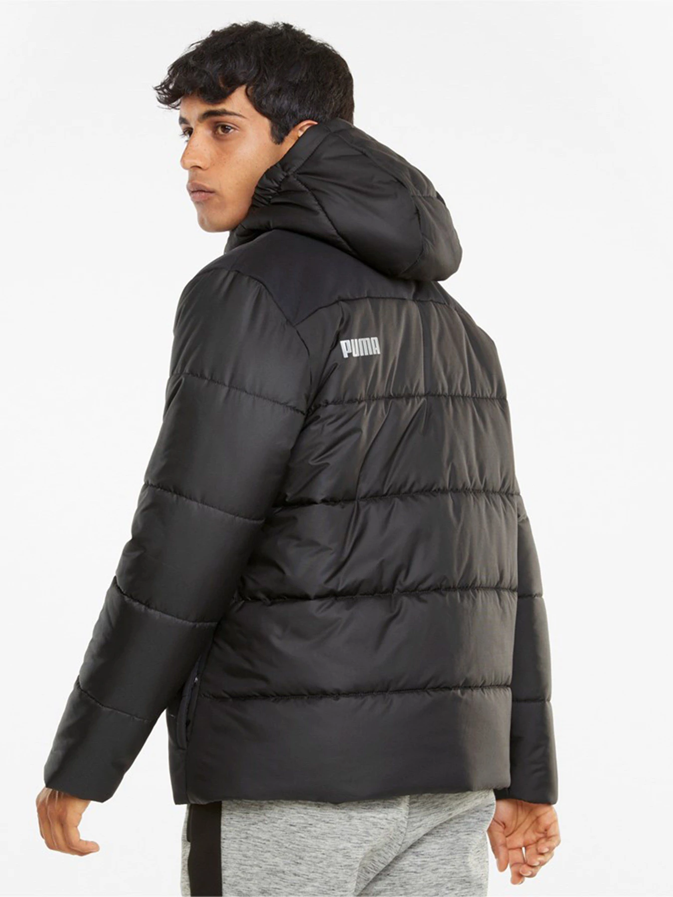 Куртки и дубленки PUMA WarmCELL Padded Jacket модель 58770901 Куртки и дубленки PUMA WarmCELL Padded Jacket модель 58770901 Фото