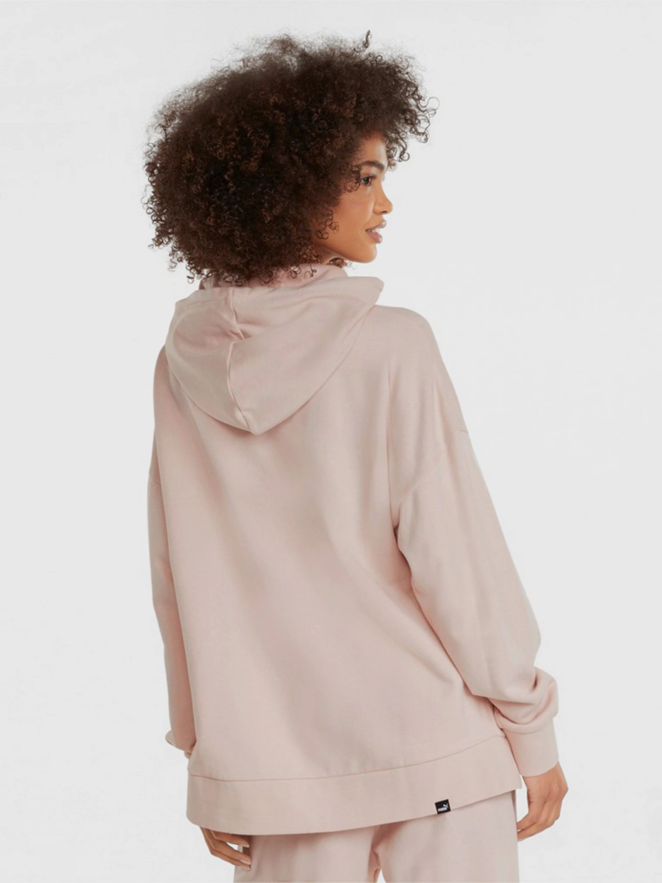 Худи и свитшоты PUMA HER Hoodie модель 58951936 Худи и свитшоты PUMA HER Hoodie модель 58951936 Фото