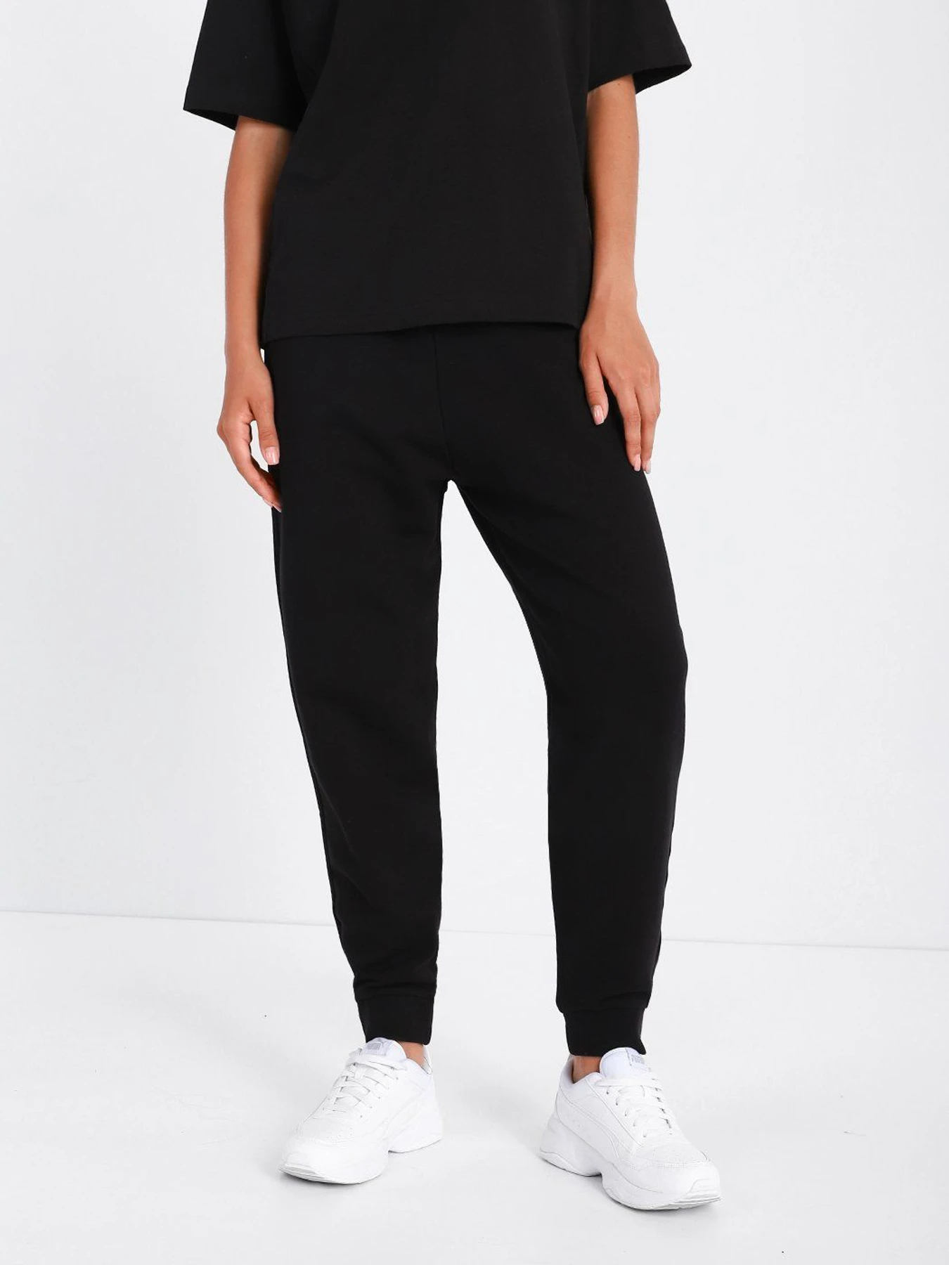 Брюки PUMA HER модель 58952801 Брюки PUMA HER модель 58952801 Фото