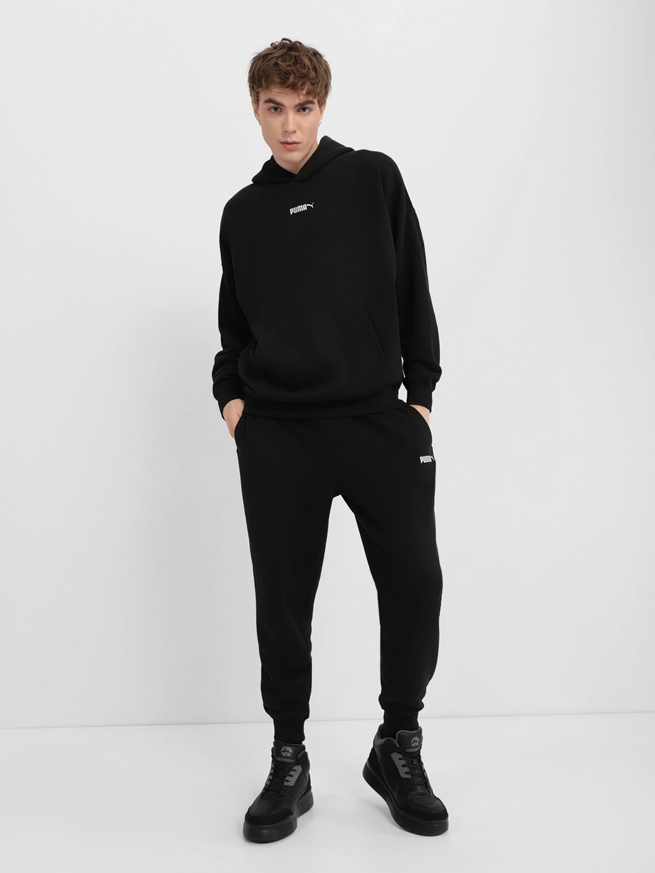 Штани PUMA x CLOUD9 Essentials Esports модель 53428801 Штани PUMA x CLOUD9 Essentials Esports модель 53428801 Фото