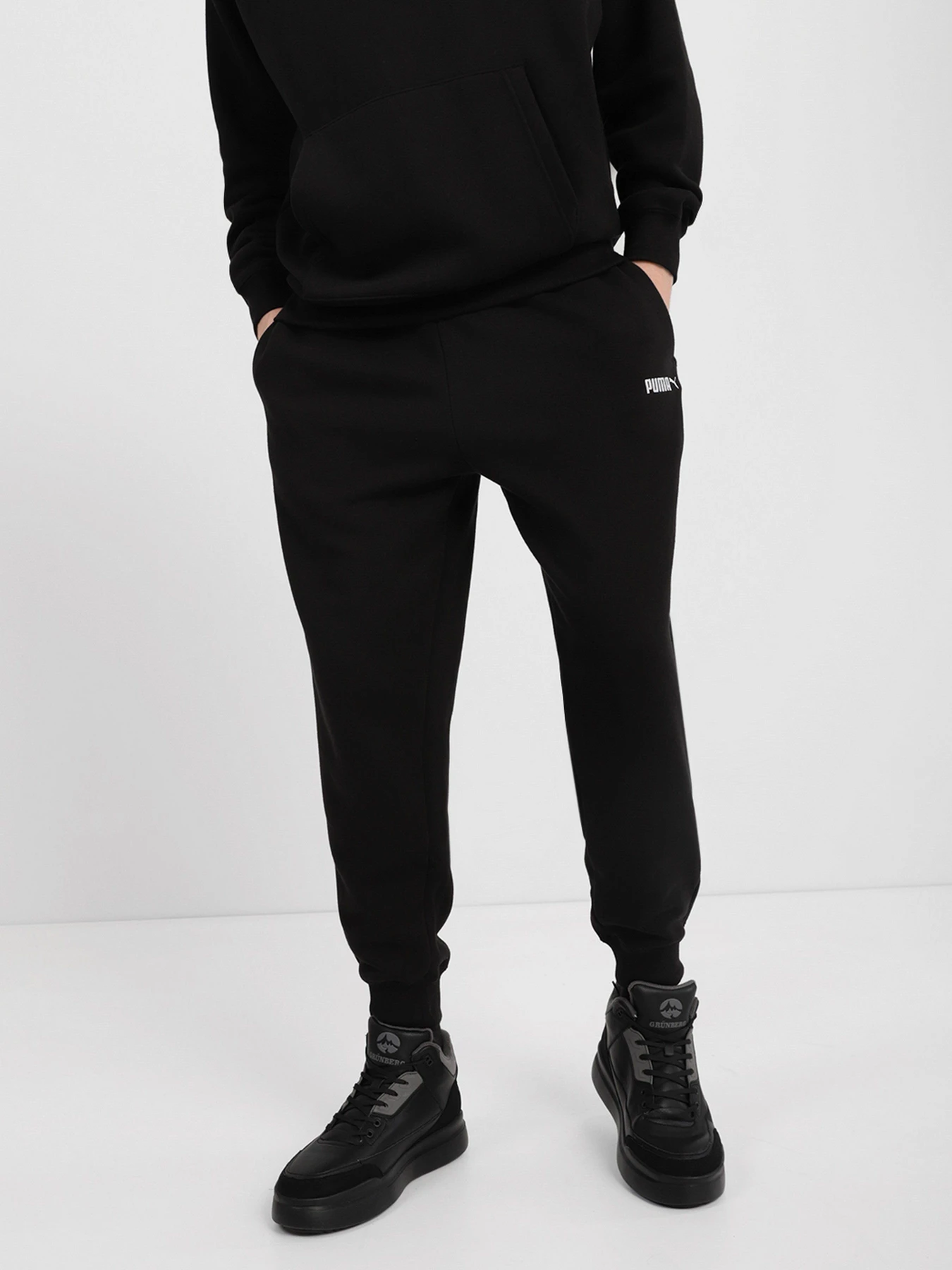 Штани PUMA x CLOUD9 Essentials Esports модель 53428801 Штани PUMA x CLOUD9 Essentials Esports модель 53428801 Фото