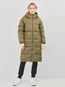 Куртки и дубленки PUMA Longline Down модель 84361402 Фото