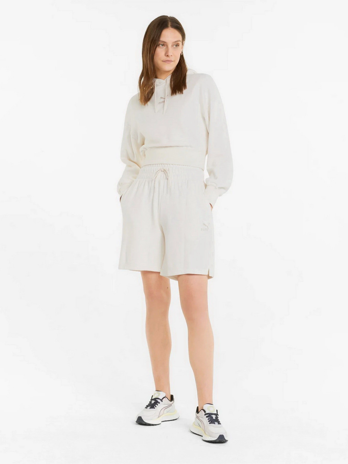 Шорты PUMA Classics модель 53351499 Фото