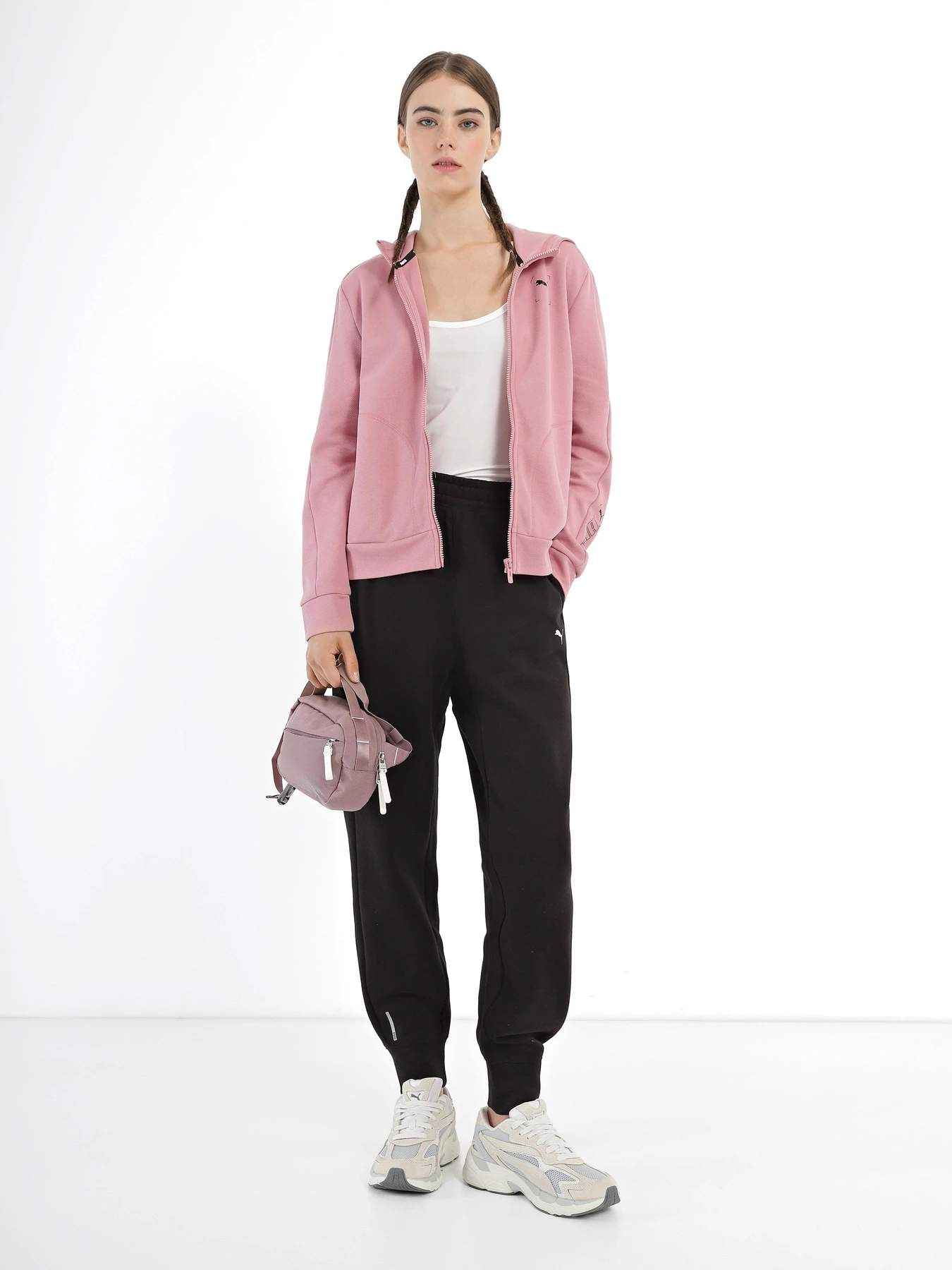 Брюки PUMA Train Favorite Fleece Pant модель 52026401 Брюки PUMA Train Favorite Fleece Pant модель 52026401 Фото