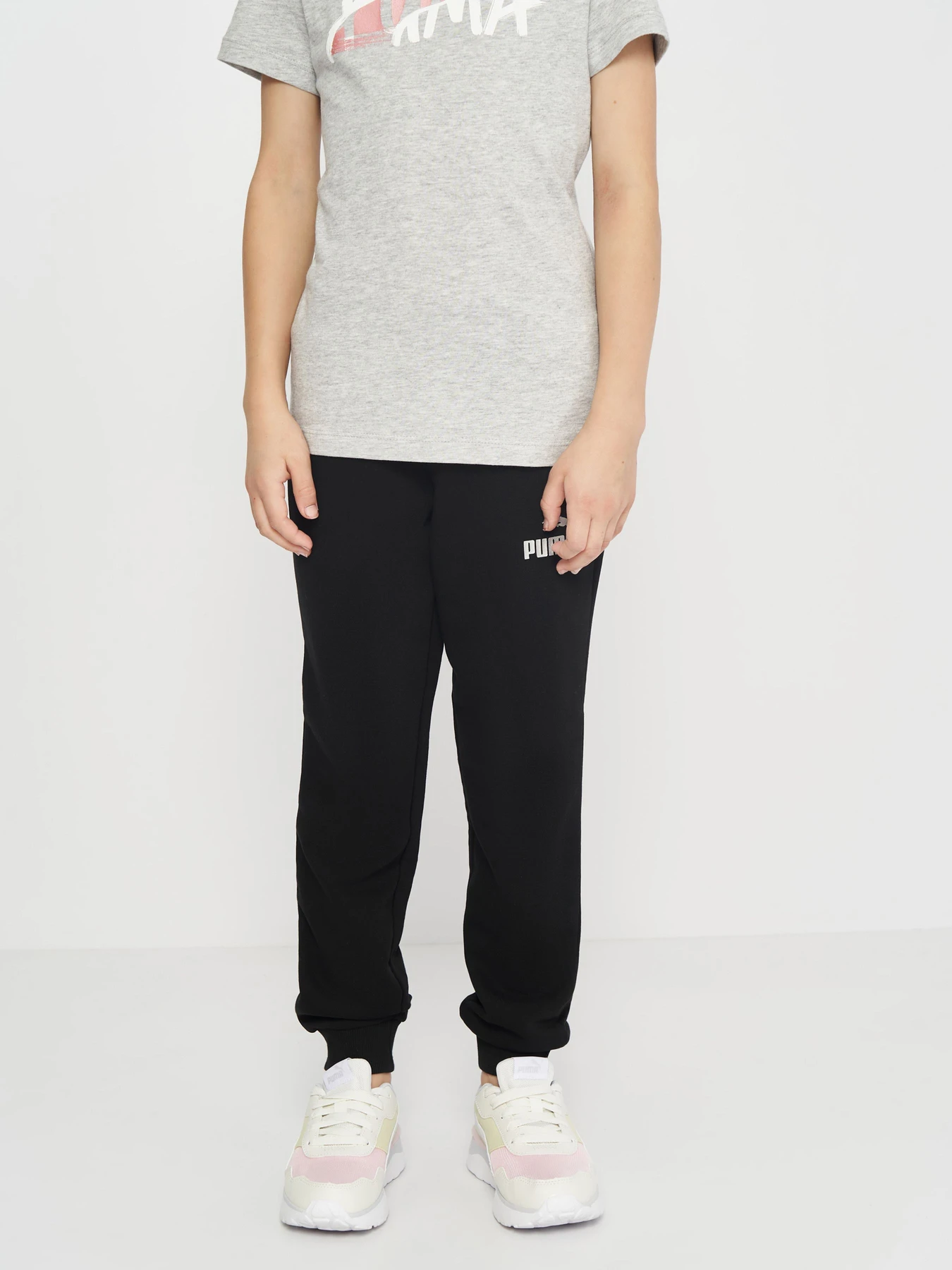 Брюки PUMA ESS+ модель 84696201 Брюки PUMA ESS+ модель 84696201 Фото