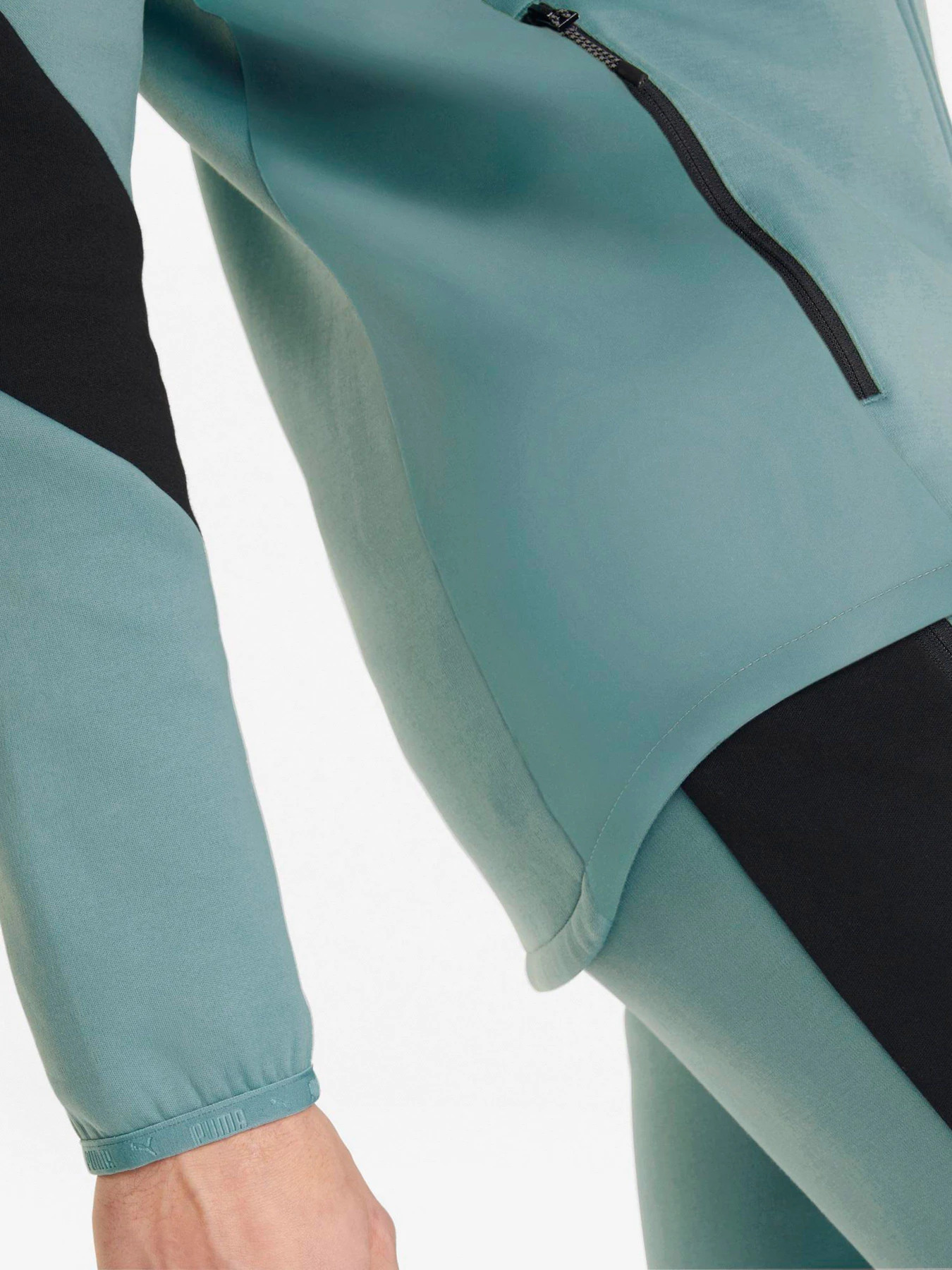 Худи и свитшоты PUMA Evostripe Full-Zip модель 84740150 Худи и свитшоты PUMA Evostripe Full-Zip модель 84740150 Фото