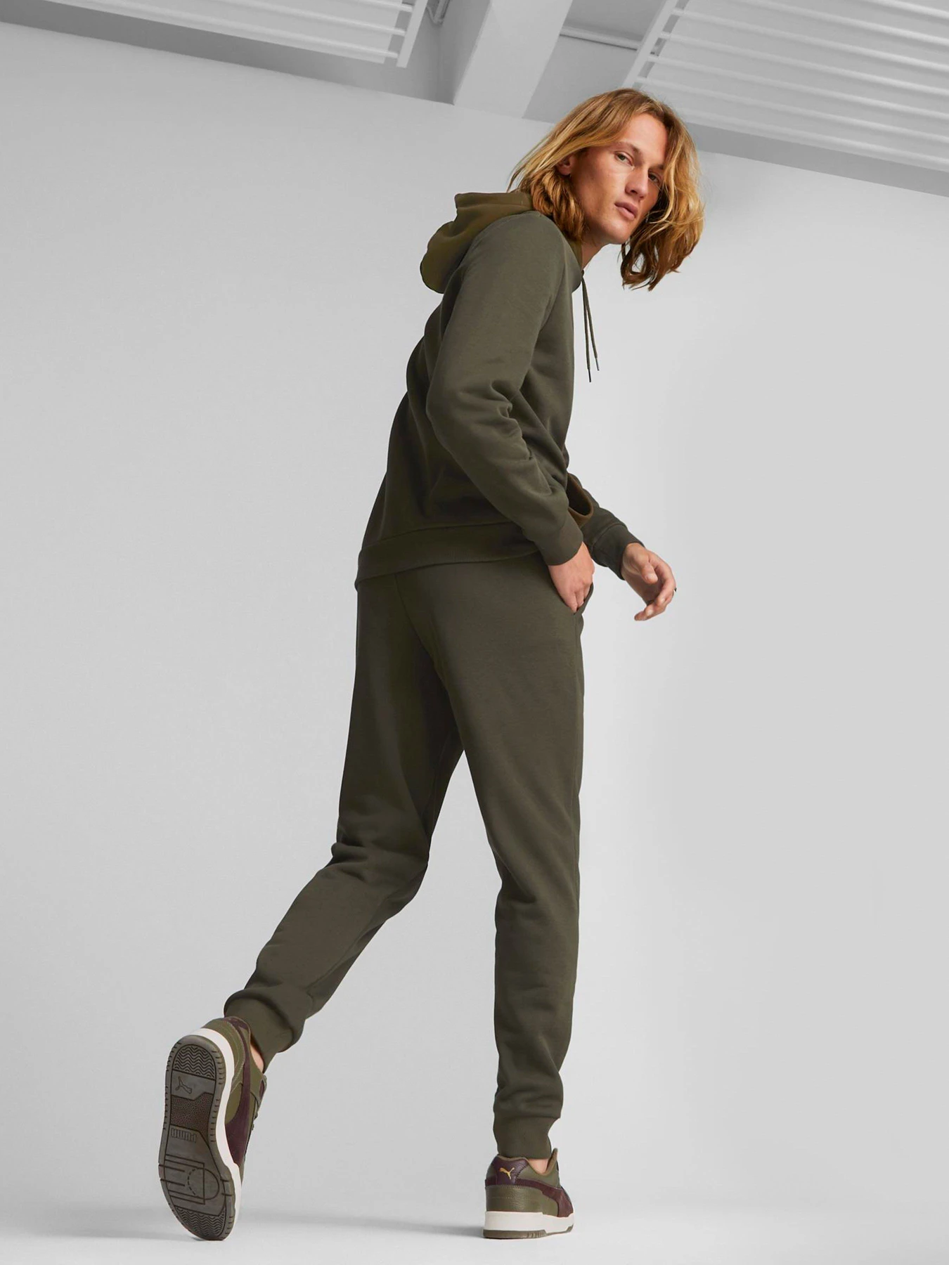 Костюмы PUMA Hooded Tracksuit модель 67003470 Костюмы PUMA Hooded Tracksuit модель 67003470 Фото