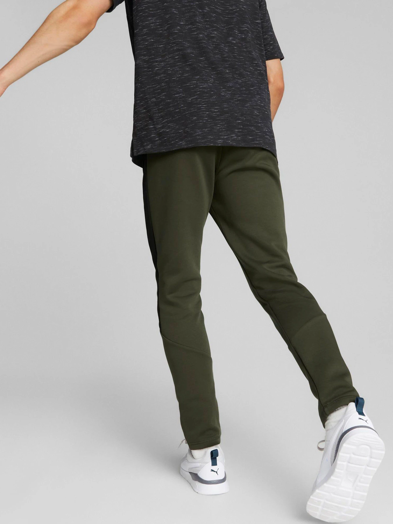 Брюки PUMA Evostripe модель 84991770 Брюки PUMA Evostripe модель 84991770 Фото