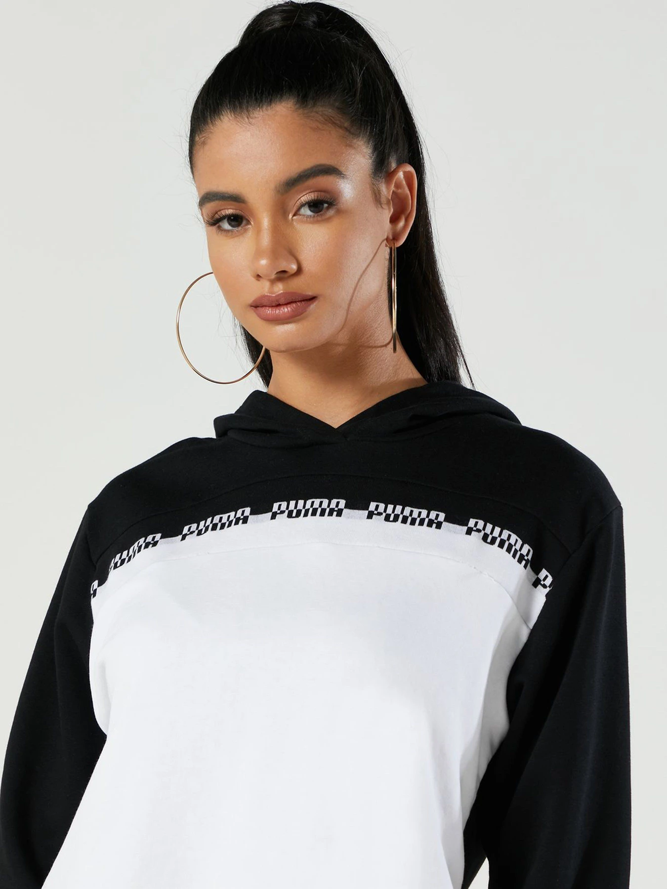 Худі та світшоти PUMA AMPLIFIED CROPPED модель 58590901 Худі та світшоти PUMA AMPLIFIED CROPPED модель 58590901 Фото