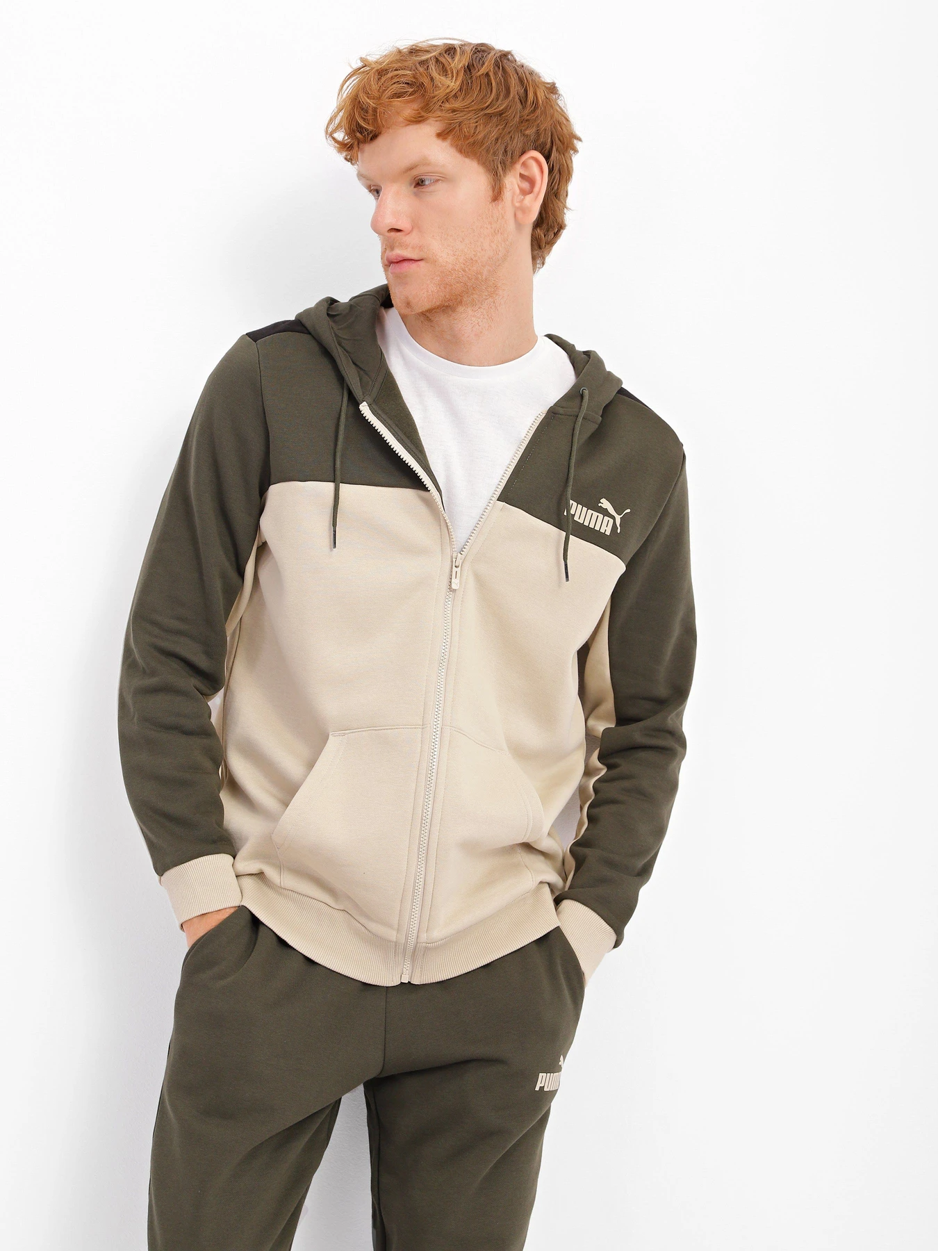 Костюмы PUMA Ess+ Colorblock модель 67003764 Костюмы PUMA Ess+ Colorblock модель 67003764 Фото