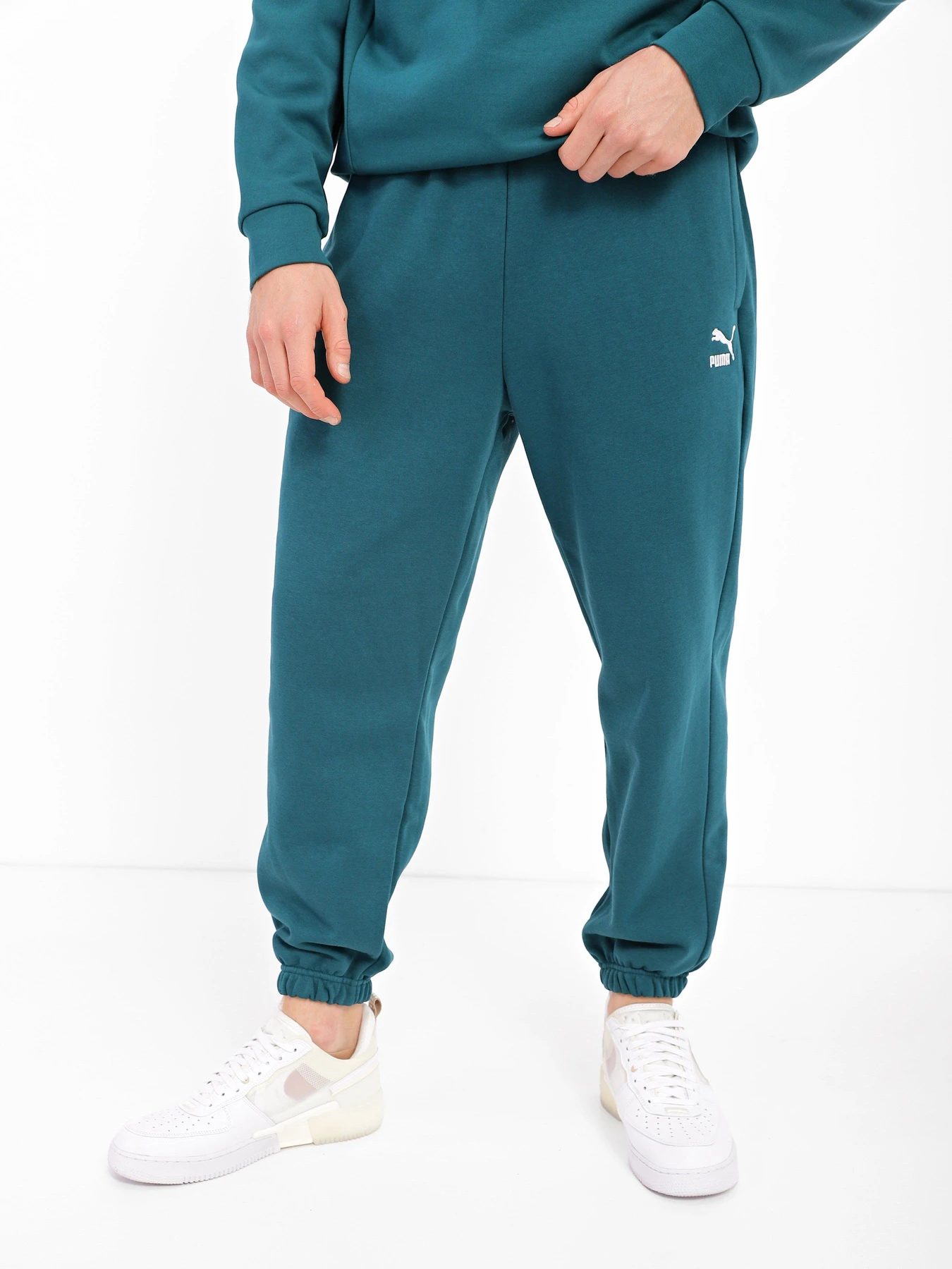 Брюки PUMA Classics Small Logo модель 53559724 Брюки PUMA Classics Small Logo модель 53559724 Фото