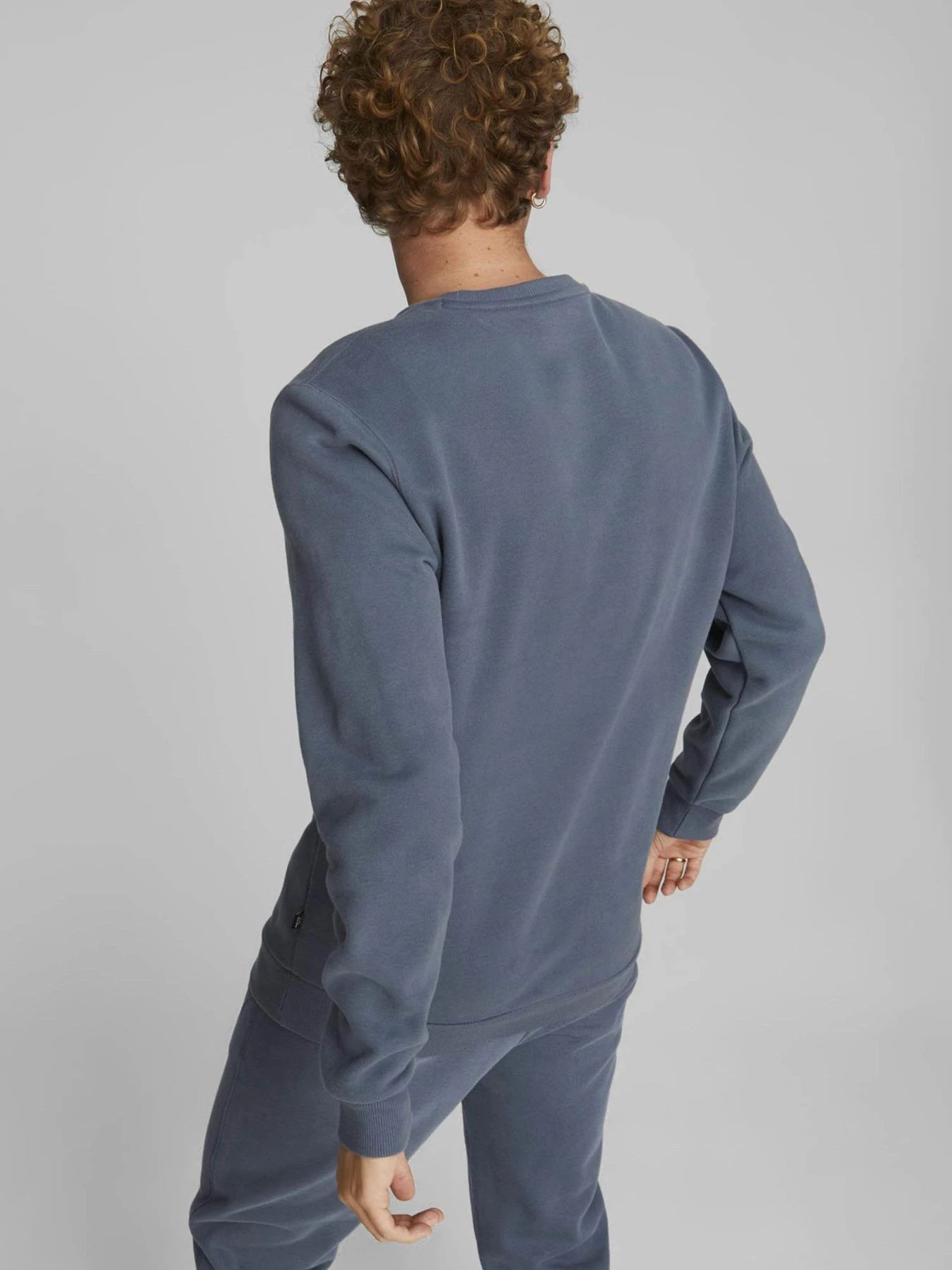 Худі та світшоти PUMA Essentials Elevated Crew модель 84988518 Худі та світшоти PUMA Essentials Elevated Crew модель 84988518 Фото