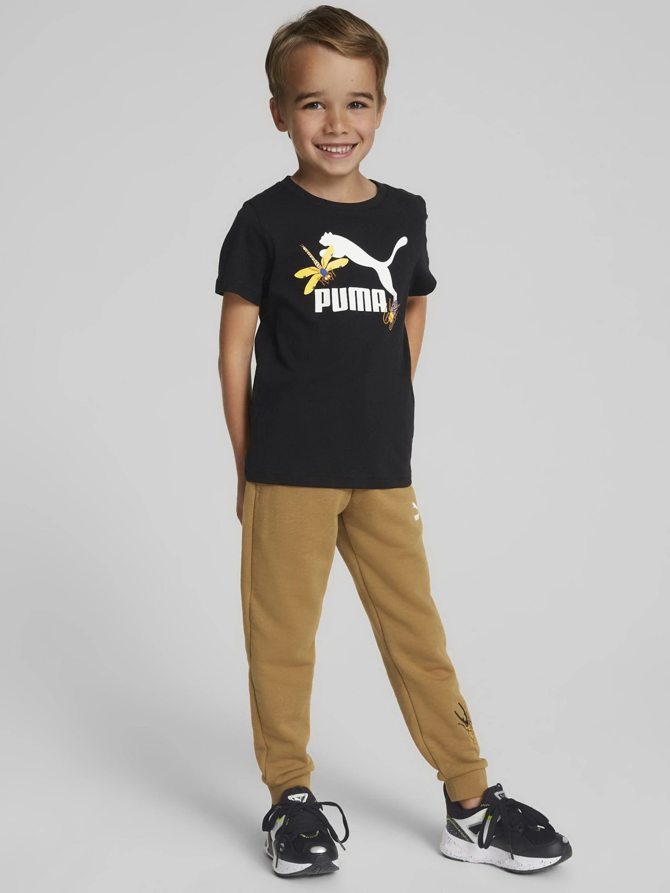Футболки и поло PUMA SMALL WORLD модель 67013401 Футболки и поло PUMA SMALL WORLD модель 67013401 Фото