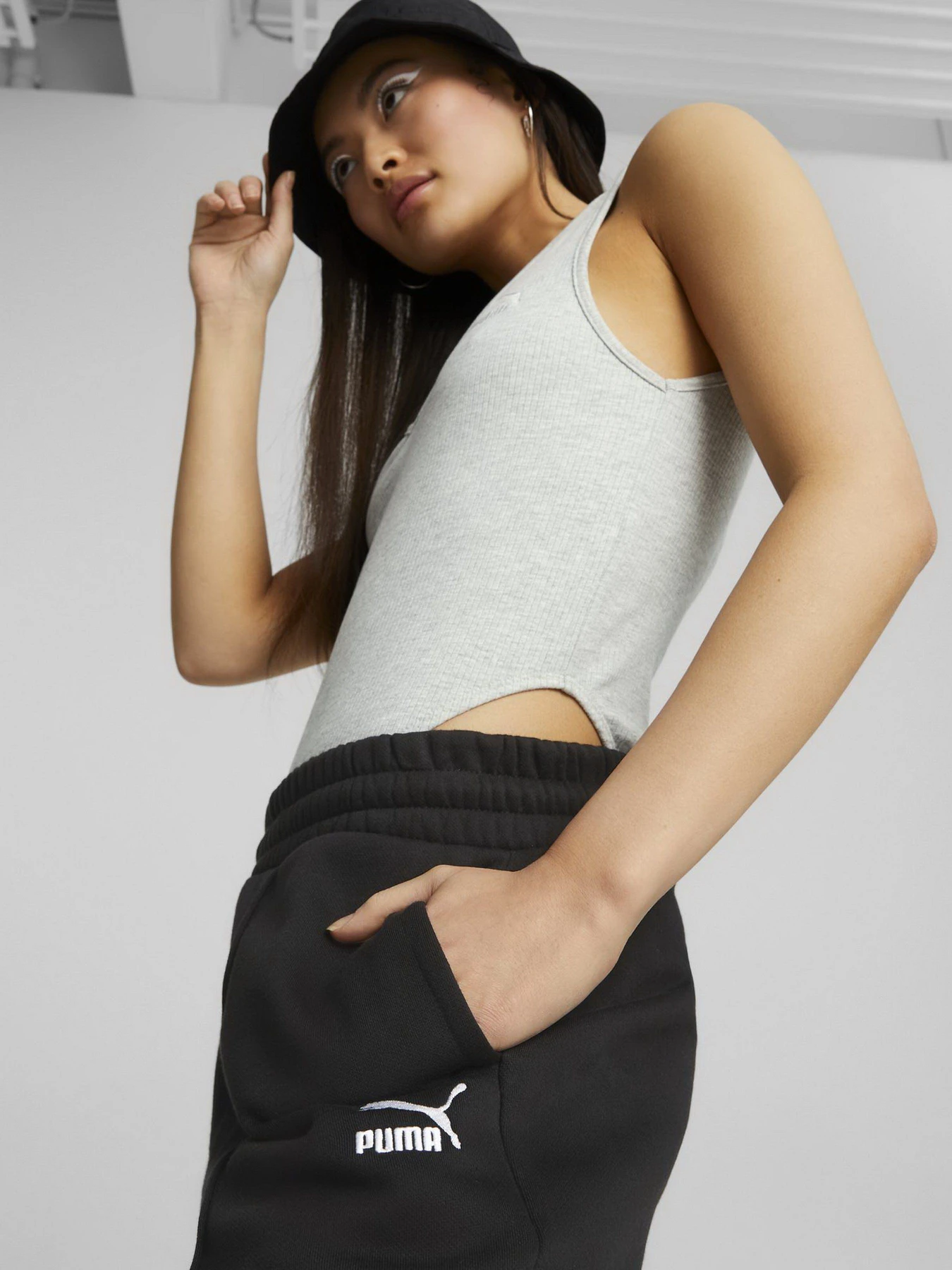 Брюки PUMA Classics модель 67175101 Брюки PUMA Classics модель 67175101 Фото