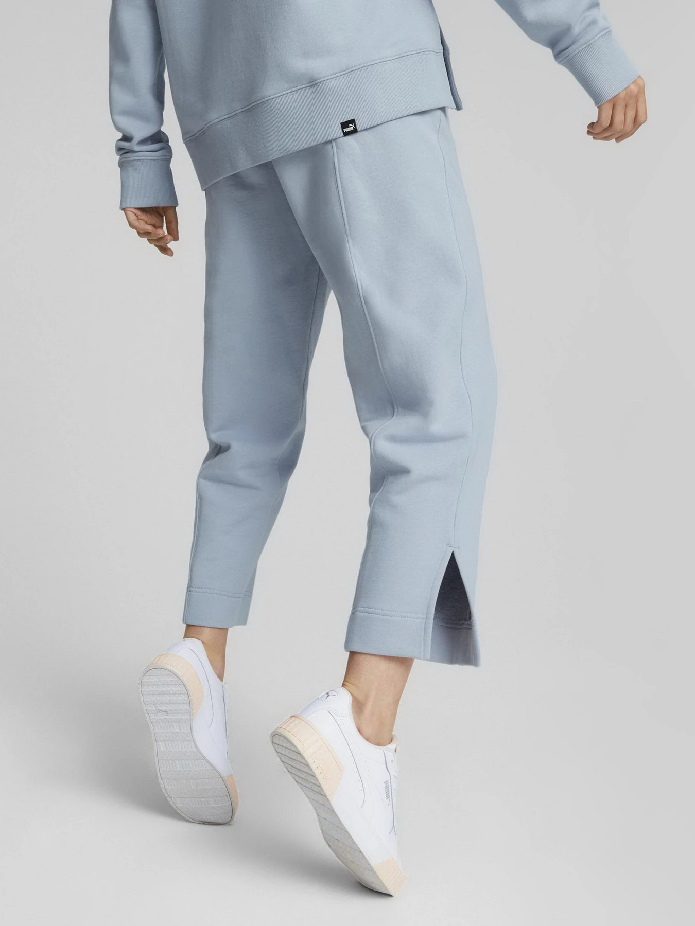 Брюки PUMA HER модель 84983379 Брюки PUMA HER модель 84983379 Фото