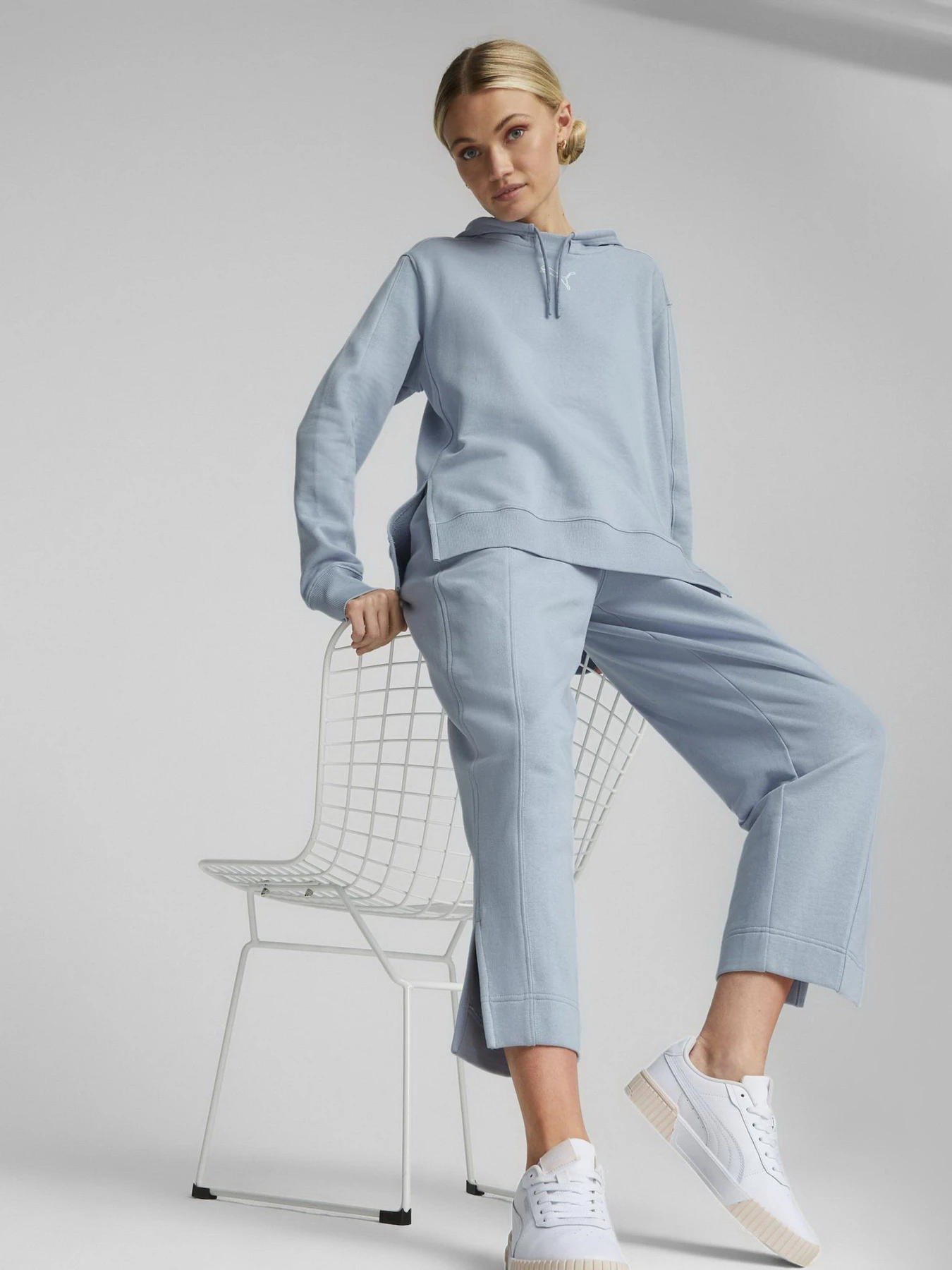 Брюки PUMA HER модель 84983379 Брюки PUMA HER модель 84983379 Фото