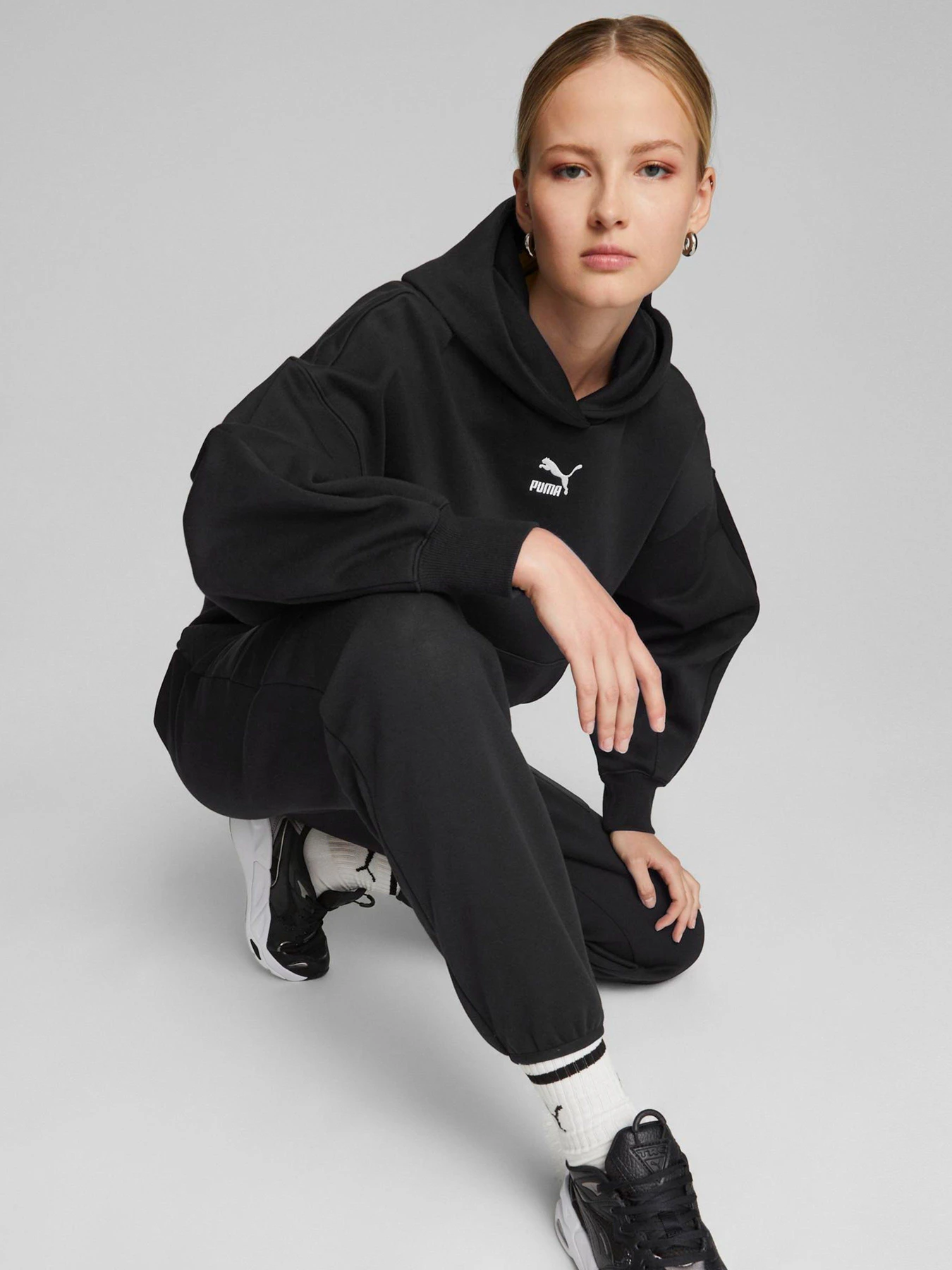 Худи и свитшоты PUMA Classics Oversized модель 67174901 Худи и свитшоты PUMA Classics Oversized модель 67174901 Фото