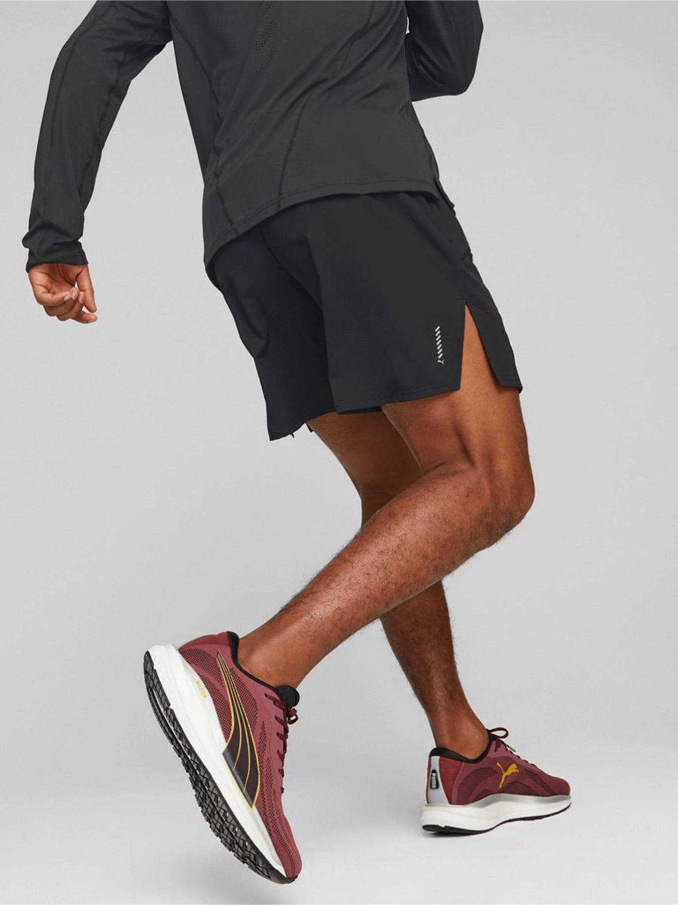 Шорты PUMA RUN ULTRAWEAVE 7 модель 52327801 Шорты PUMA RUN ULTRAWEAVE 7 модель 52327801 Фото