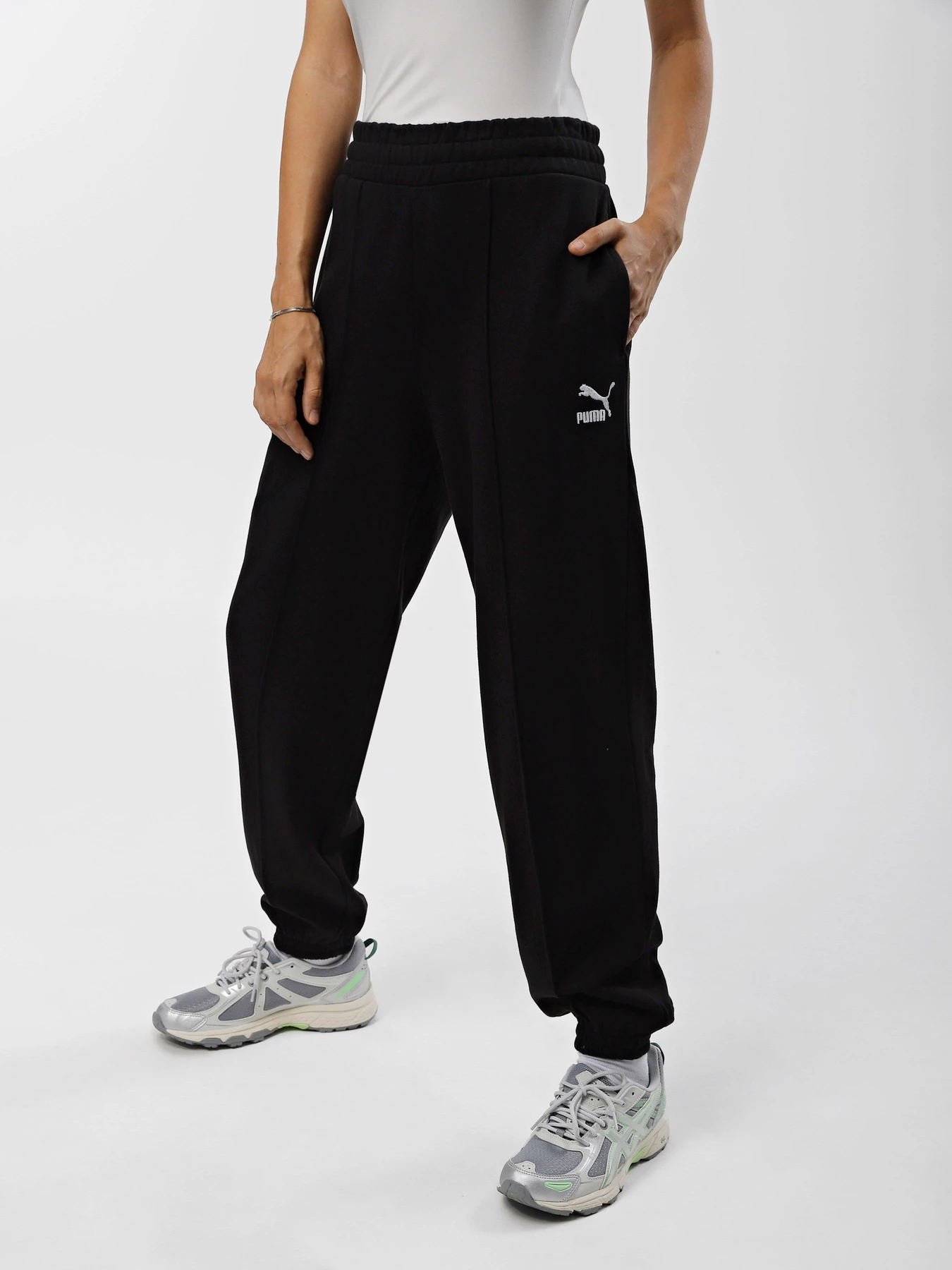 Брюки PUMA Classics модель 53568501 Брюки PUMA Classics модель 53568501 Фото