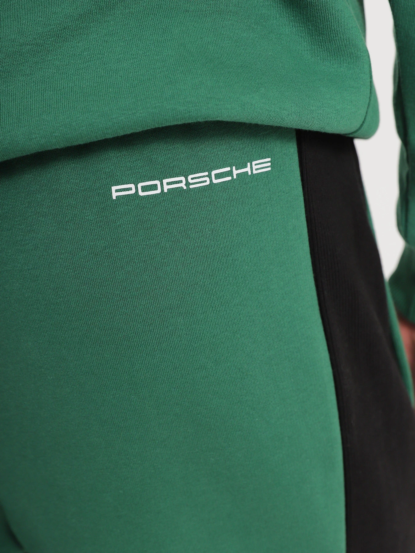 Шорты PUMA Porsche Legacy Sweat модель 53823808 Шорты PUMA Porsche Legacy Sweat модель 53823808 Фото
