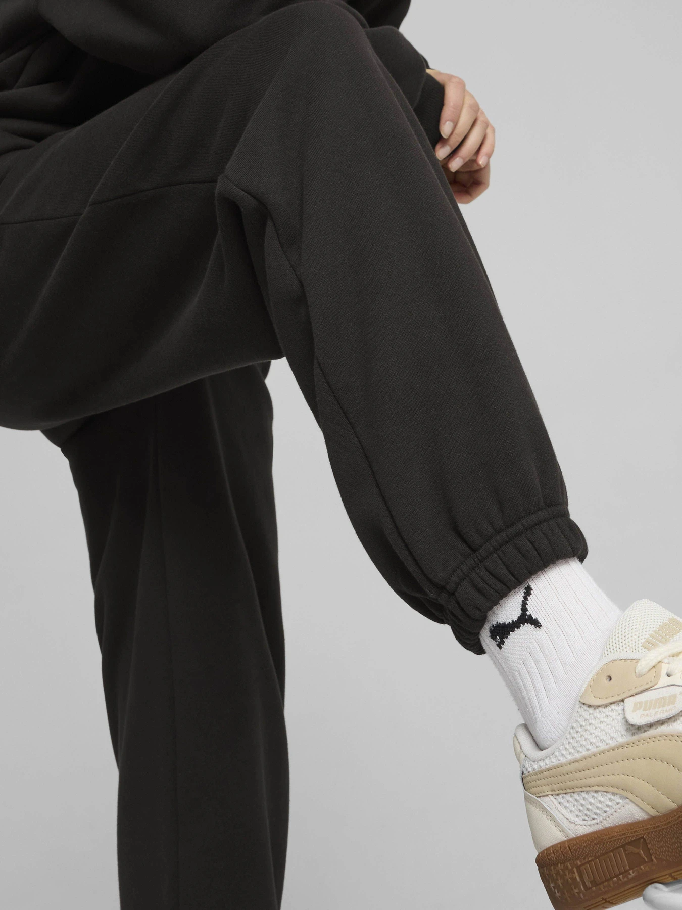 Брюки PUMA BETTER CLASSICS модель 62423401 Фото