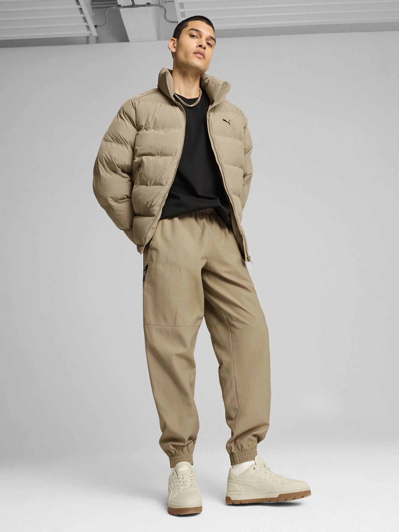 Куртки и дубленки PUMA MONO модель 62646967 Фото