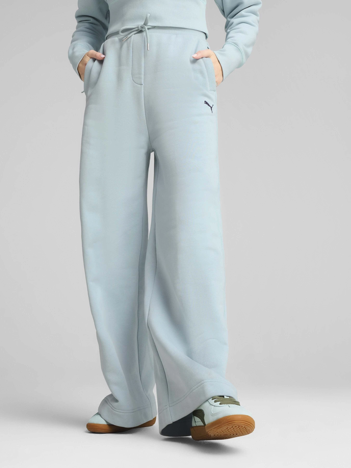 Брюки PUMA PREMIUM ESSENTIALS RELAXED модель 62977967 Брюки PUMA PREMIUM ESSENTIALS RELAXED модель 62977967 Фото