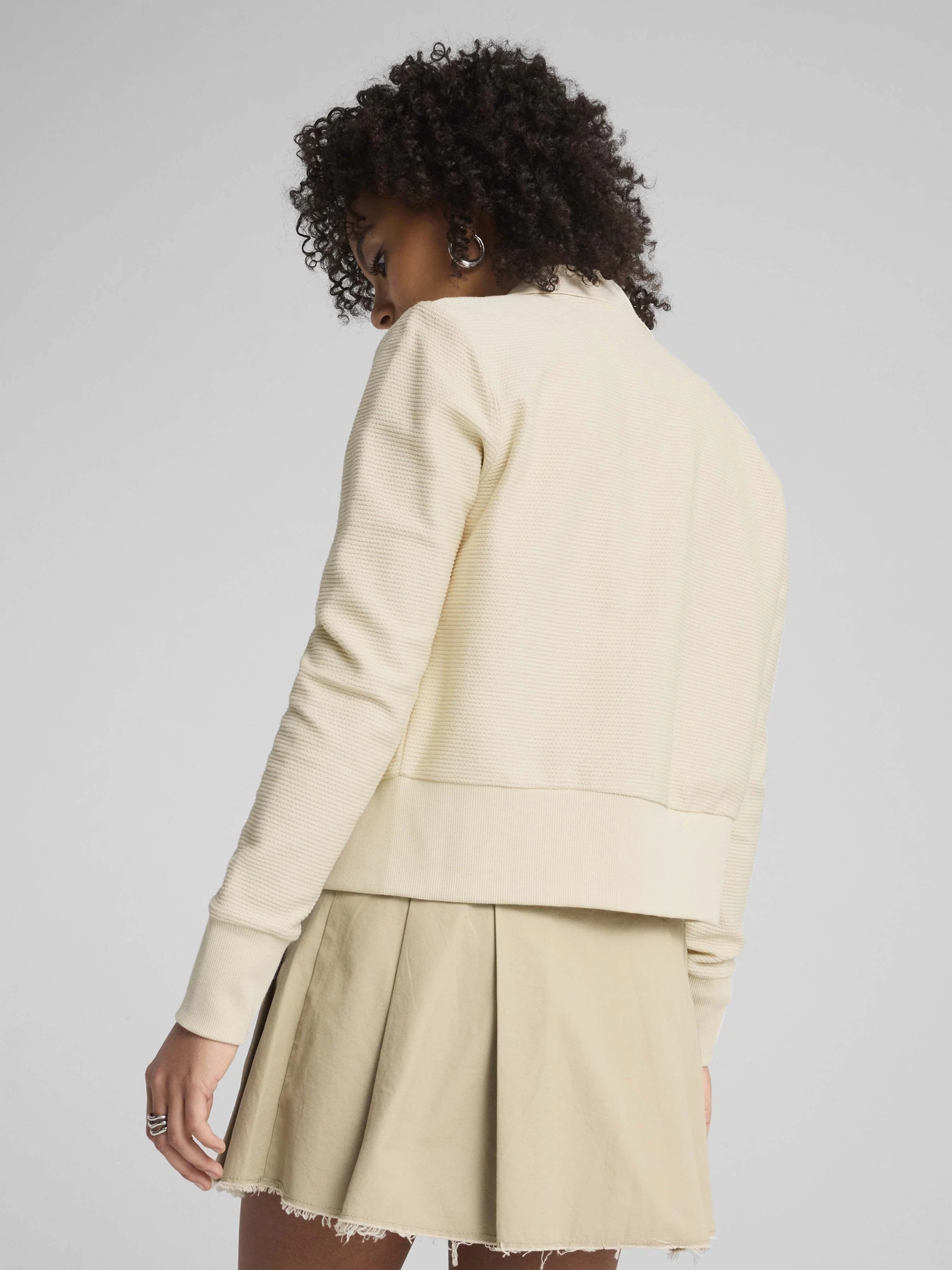 Худи и свитшоты PUMA PREMIUM ESSENTIALS KNITTED модель 62978187 Худи и свитшоты PUMA PREMIUM ESSENTIALS KNITTED модель 62978187 Фото