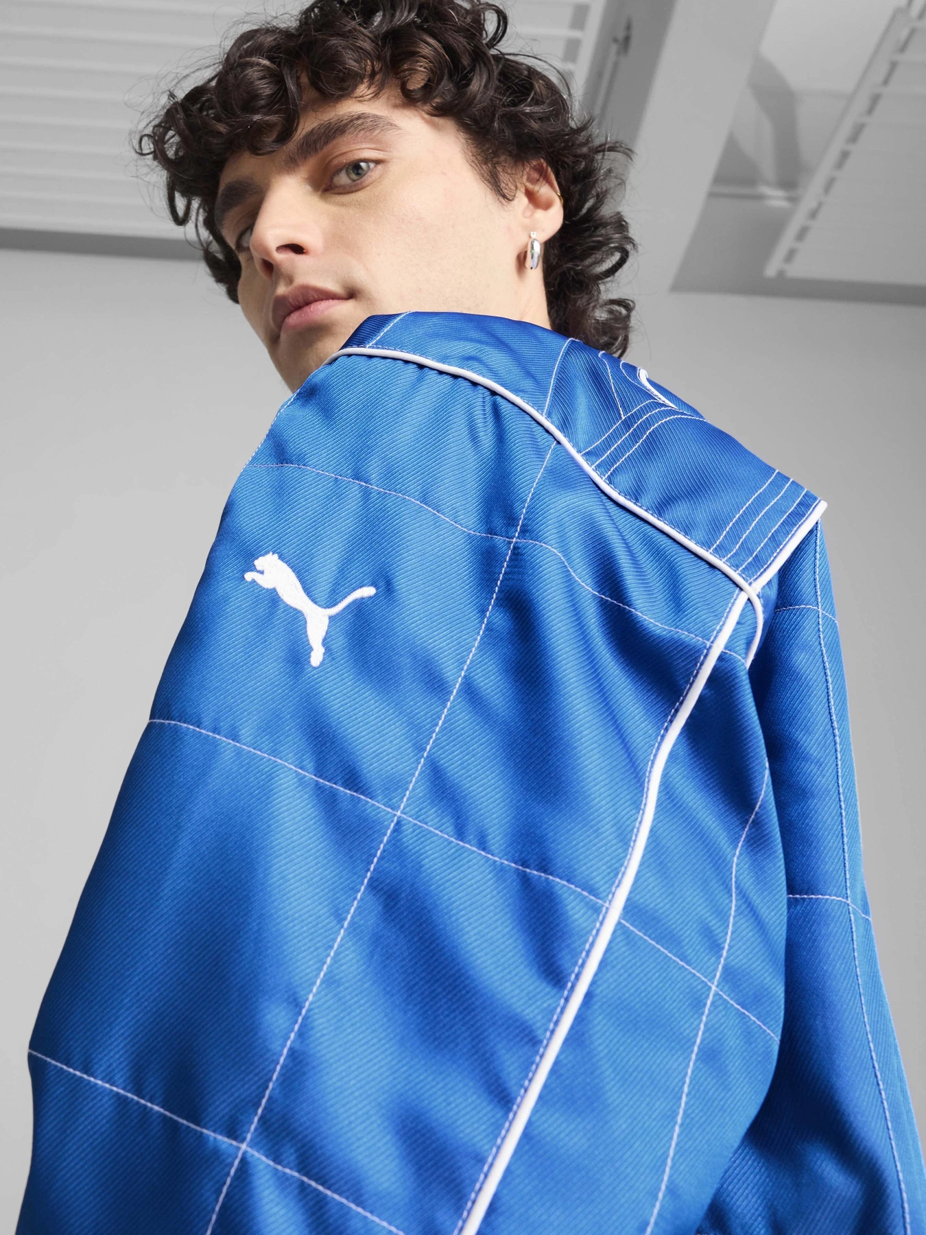 Куртки и дубленки PUMA ARCHIVE SEASONAL RELAXED RACER модель 62991458 Куртки и дубленки PUMA ARCHIVE SEASONAL RELAXED RACER модель 62991458 Фото