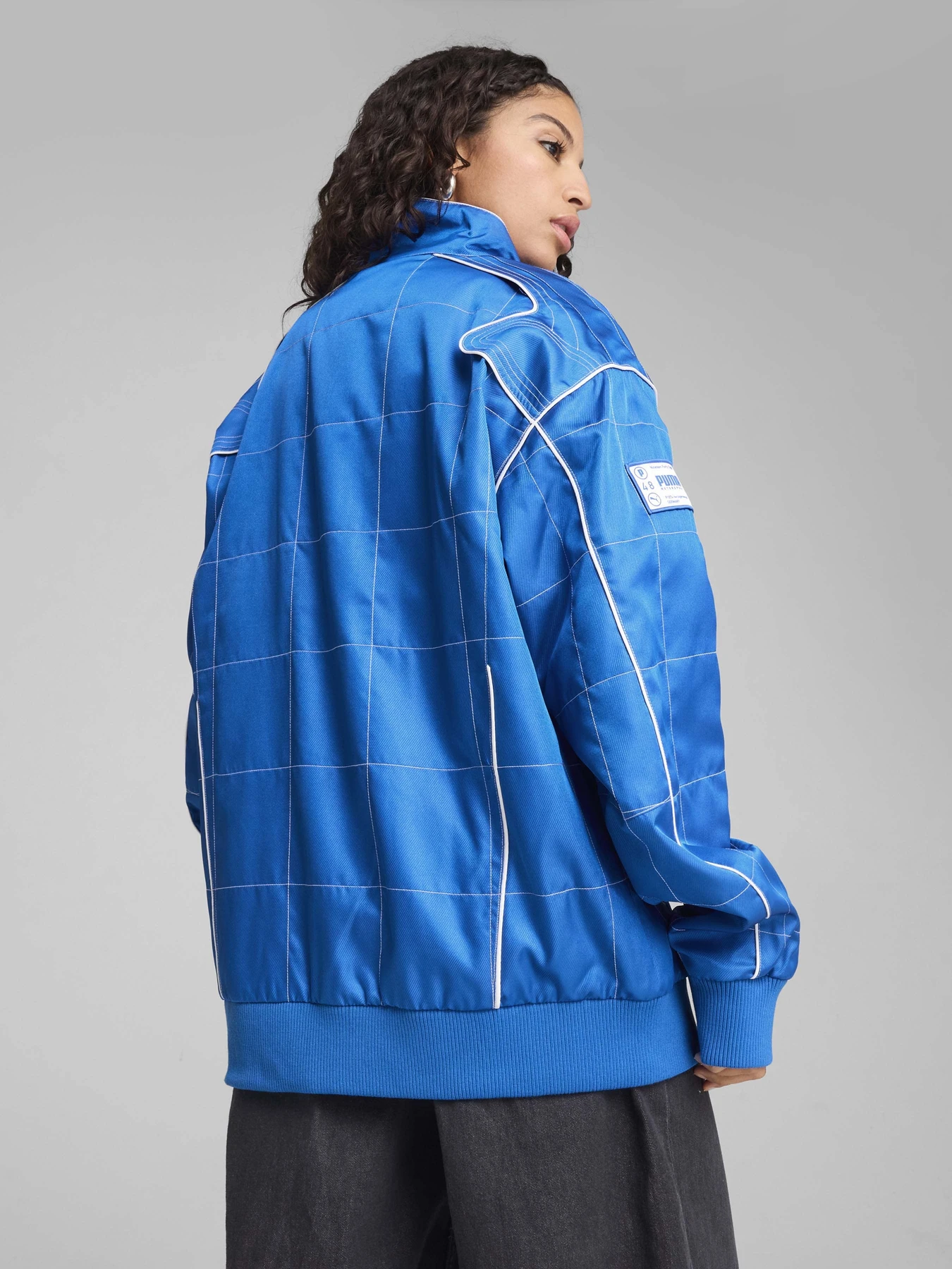 Куртки и дубленки PUMA ARCHIVE SEASONAL RELAXED RACER модель 62991458 Куртки и дубленки PUMA ARCHIVE SEASONAL RELAXED RACER модель 62991458 Фото