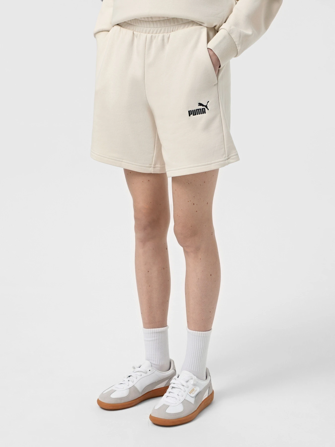 Костюми PUMA SHORT HOODED RELAXED 7" модель 68507687 Костюми PUMA SHORT HOODED RELAXED 7" модель 68507687 Фото