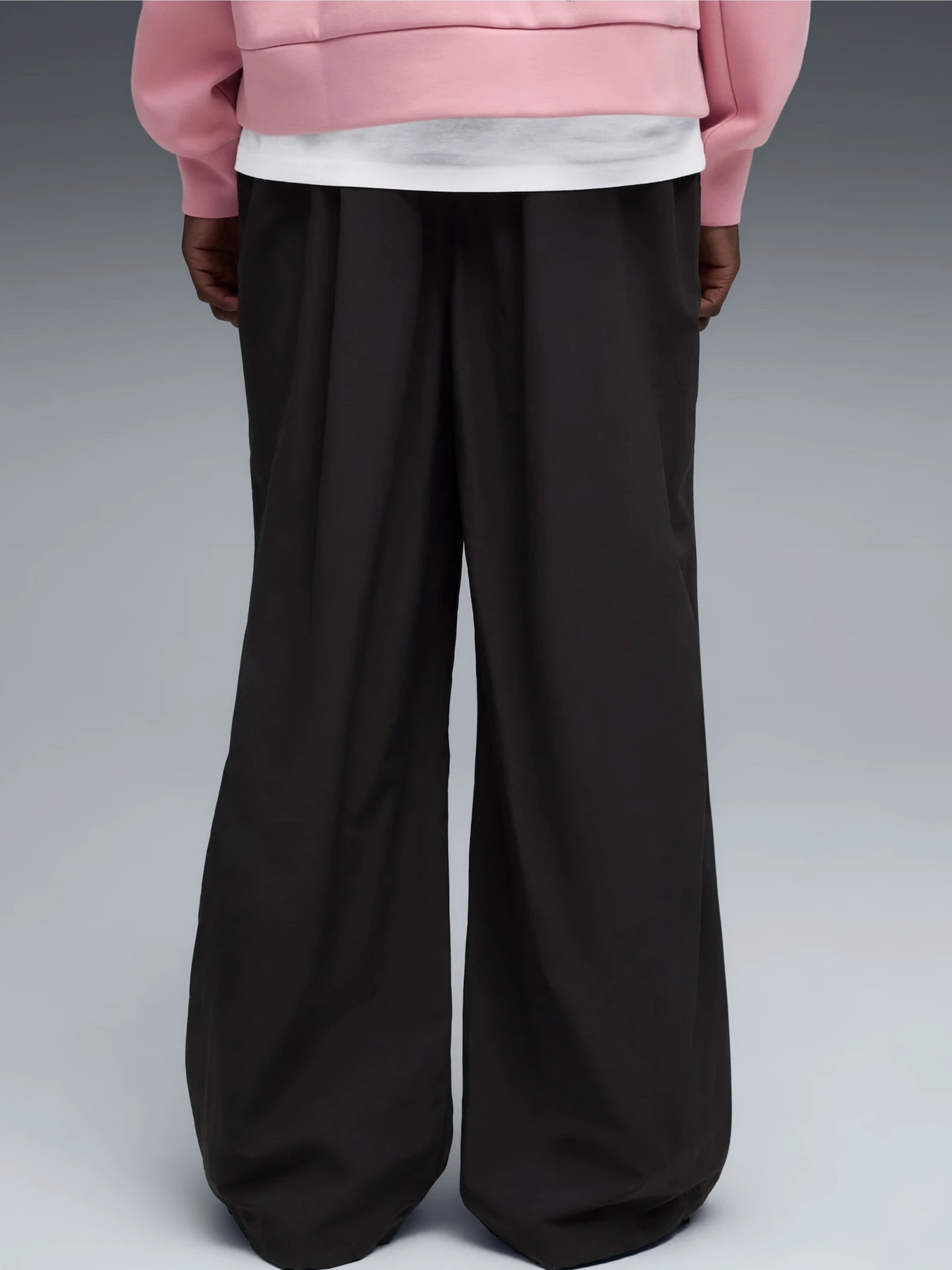 Брюки PUMA WARDROBE ESSENTIALS OVERSIZED модель 63206801 Брюки PUMA WARDROBE ESSENTIALS OVERSIZED модель 63206801 Фото
