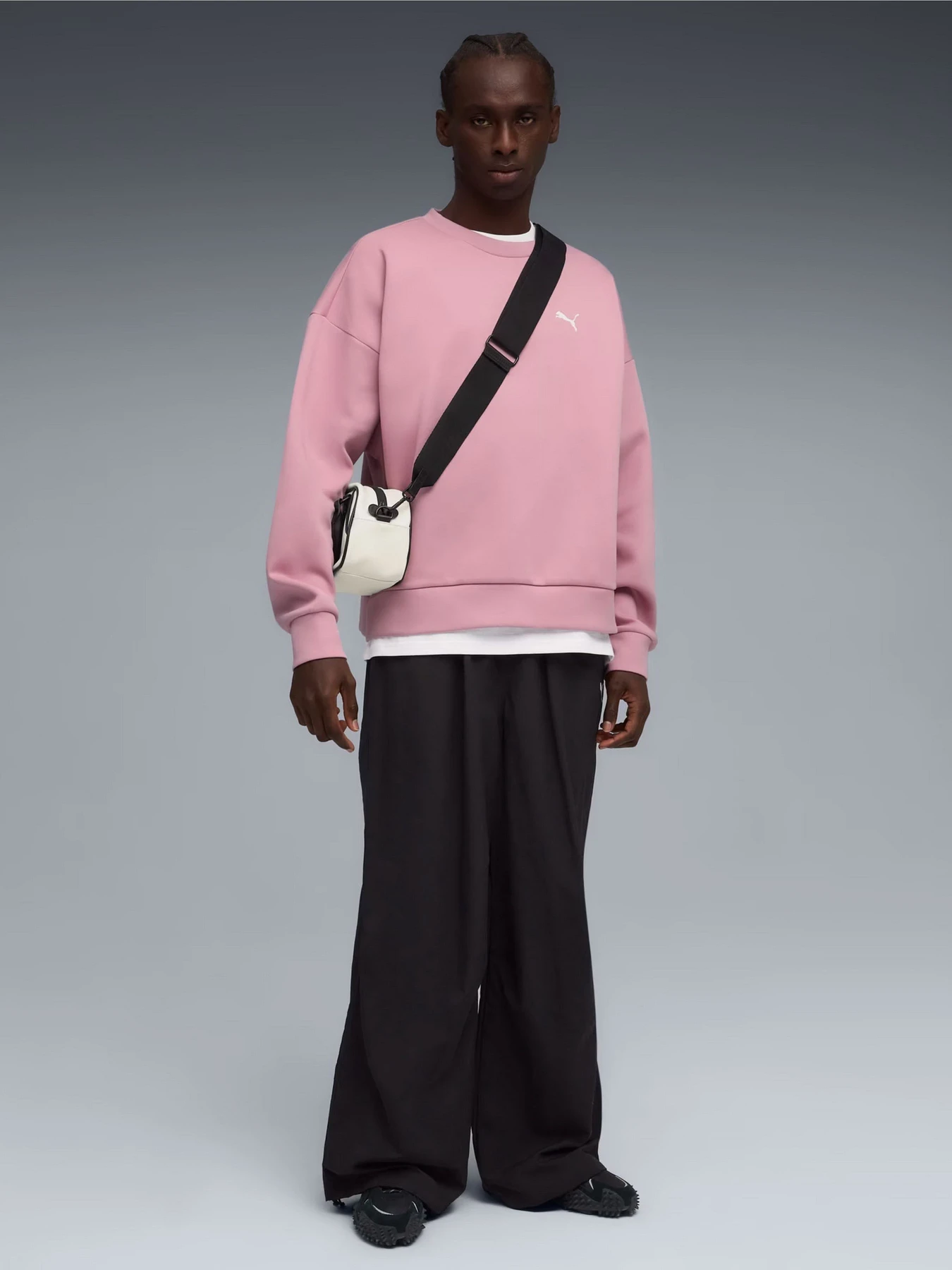 Брюки PUMA WARDROBE ESSENTIALS OVERSIZED модель 63206801 Брюки PUMA WARDROBE ESSENTIALS OVERSIZED модель 63206801 Фото