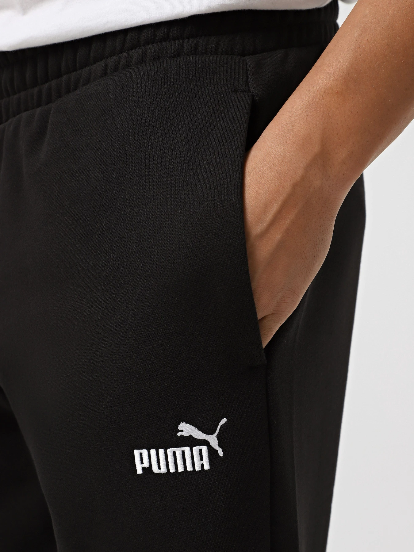 Костюмы PUMA ESSENTIALS модель 68817501 Костюмы PUMA ESSENTIALS модель 68817501 Фото