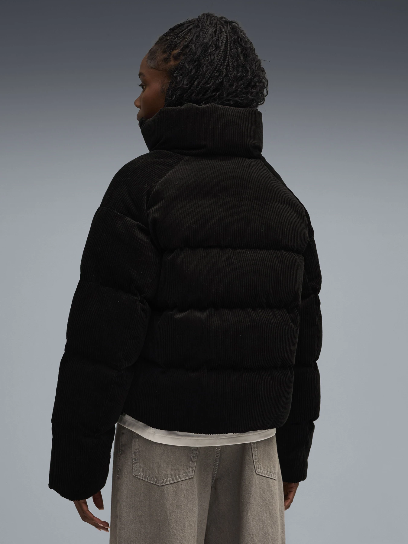 Куртки и дубленки PUMA CORDUROY PUFFER модель 63217101 Куртки и дубленки PUMA CORDUROY PUFFER модель 63217101 Фото