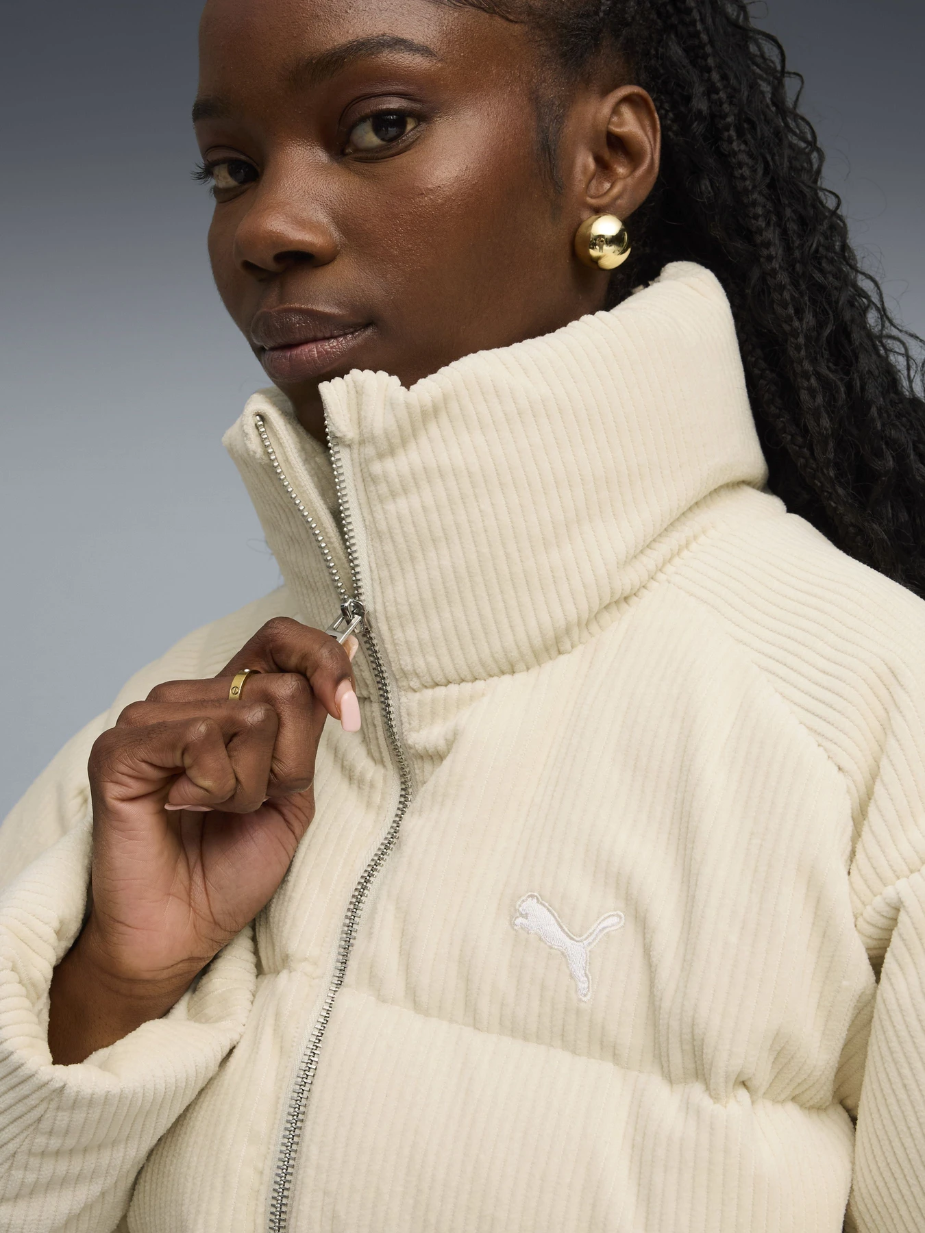 Куртки и дубленки PUMA CORDUROY PUFFER модель 63217187 Куртки и дубленки PUMA CORDUROY PUFFER модель 63217187 Фото