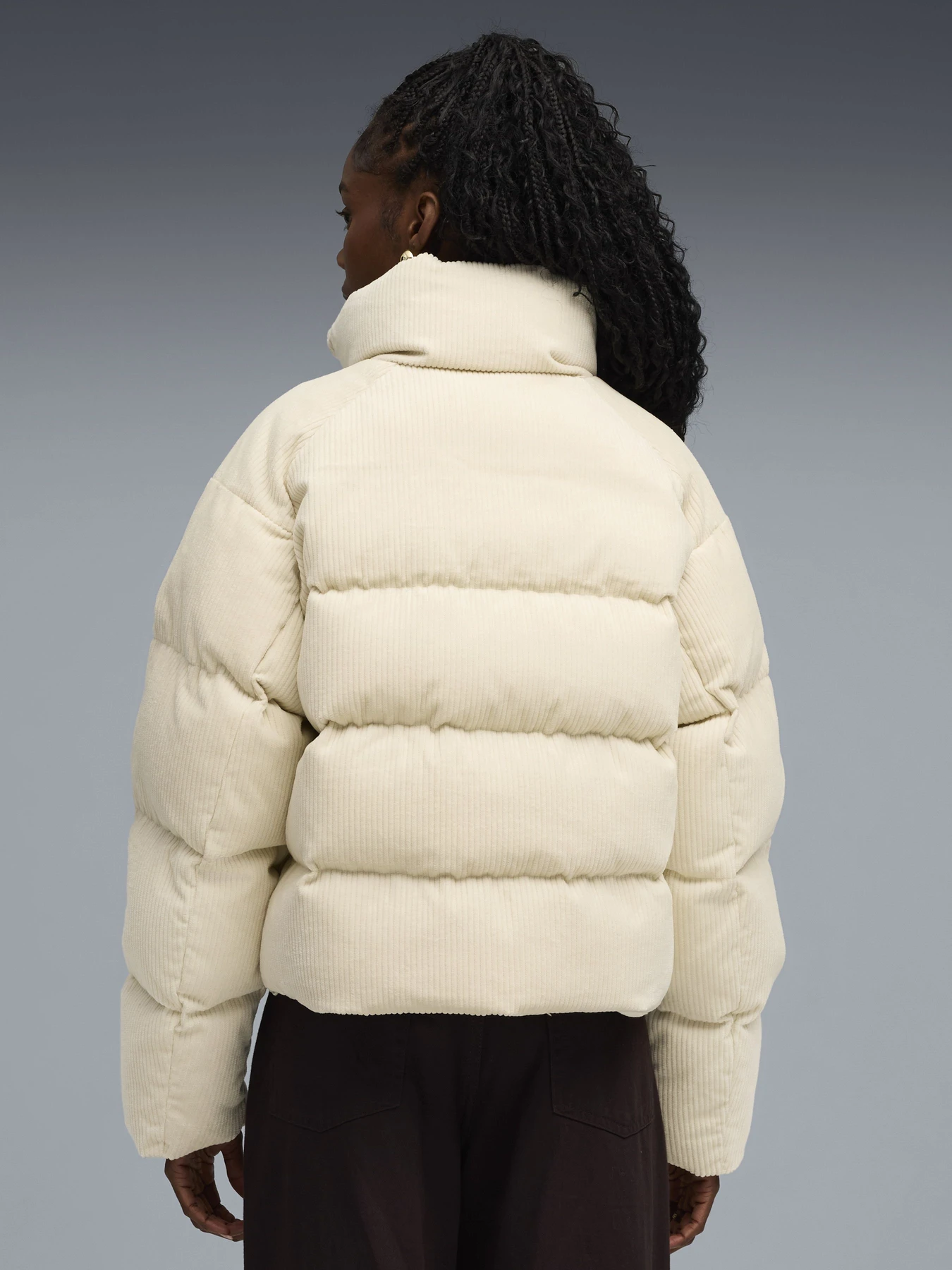 Куртки и дубленки PUMA CORDUROY PUFFER модель 63217187 Куртки и дубленки PUMA CORDUROY PUFFER модель 63217187 Фото