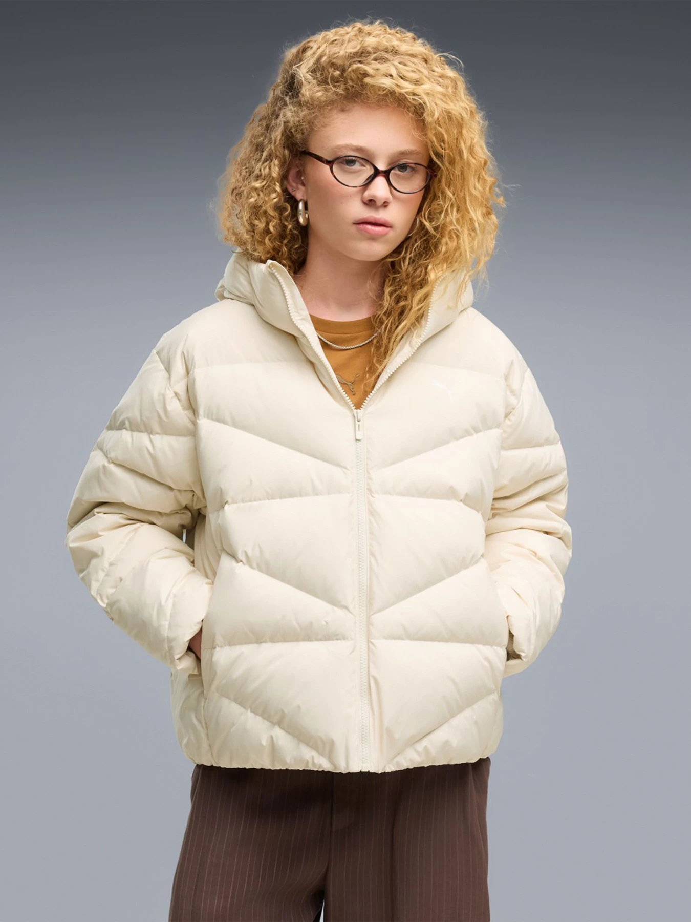 Куртки и дубленки PUMA HOODED DOWN PUFFER JACKET модель 69458087 Куртки и дубленки PUMA HOODED DOWN PUFFER JACKET модель 69458087 Фото