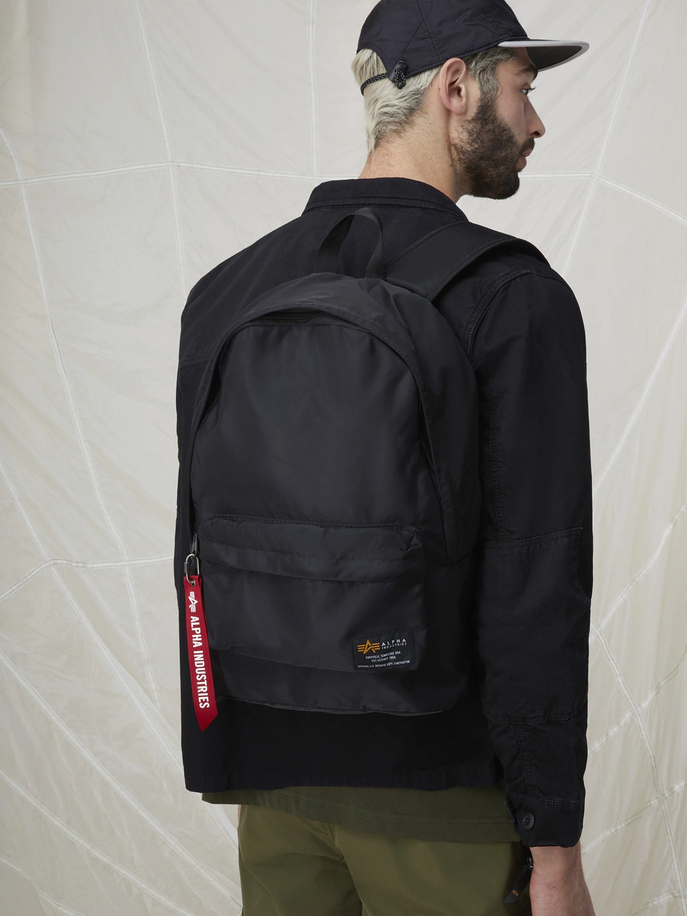 Рюкзаки Alpha Industries Crew модель UAC53003C1_001 Рюкзаки Alpha Industries Crew модель UAC53003C1_001 Фото