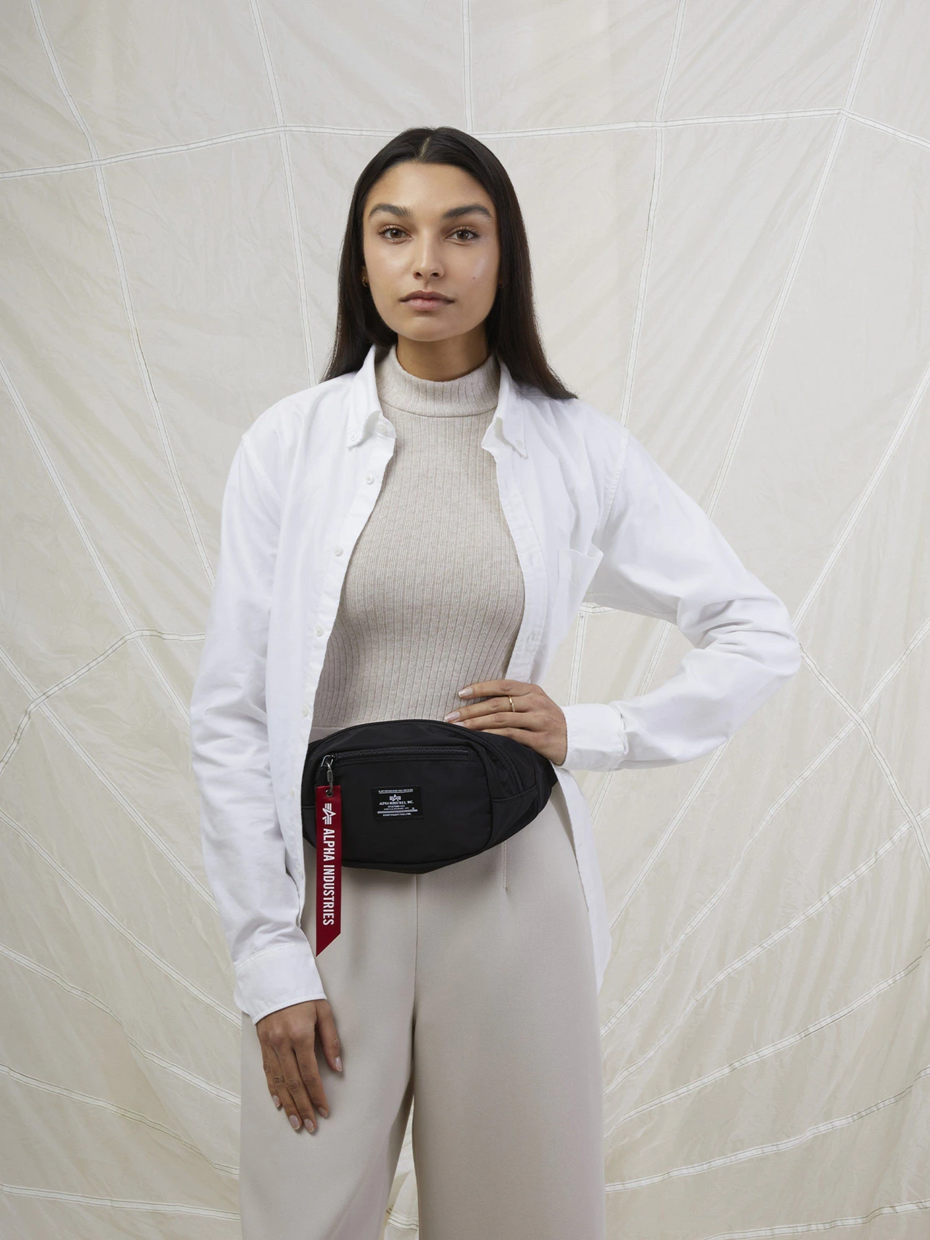 Сумки Alpha Industries Crew Waist модель UAC53002C1_001 Сумки Alpha Industries Crew Waist модель UAC53002C1_001 Фото