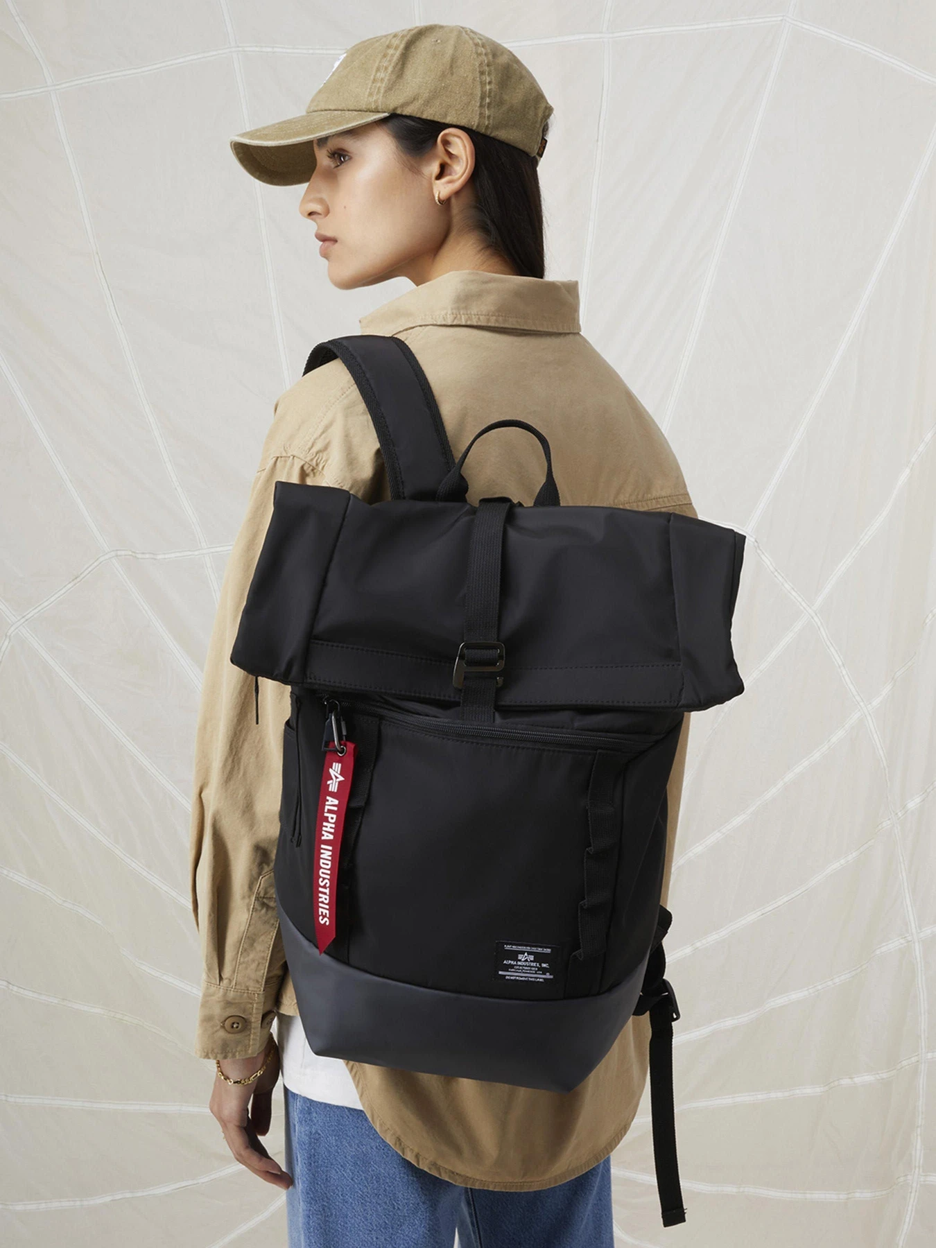 Рюкзаки Alpha Industries Crew Rt модель UAC53004C1_001 Рюкзаки Alpha Industries Crew Rt модель UAC53004C1_001 Фото