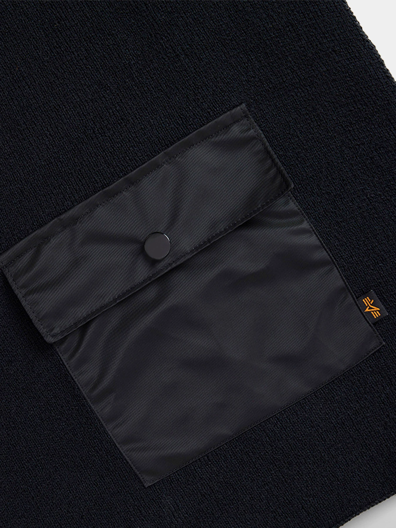 Шарфи та хустки Alpha Industries Alpha Pocket модель UAA54501C1_001 Шарфи та хустки Alpha Industries Alpha Pocket модель UAA54501C1_001 Фото
