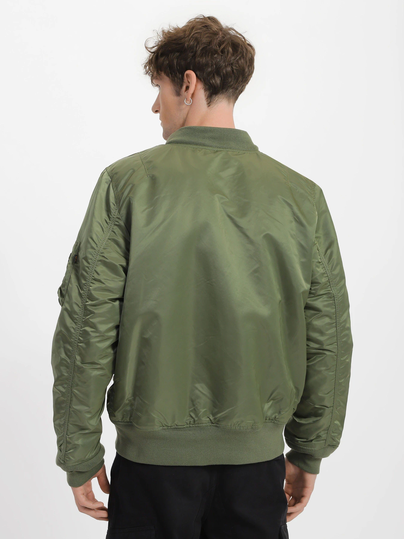 Куртки и дубленки Alpha Industries MA-1 NATUS модель MJM47506C1_326 Куртки и дубленки Alpha Industries MA-1 NATUS модель MJM47506C1_326 Фото