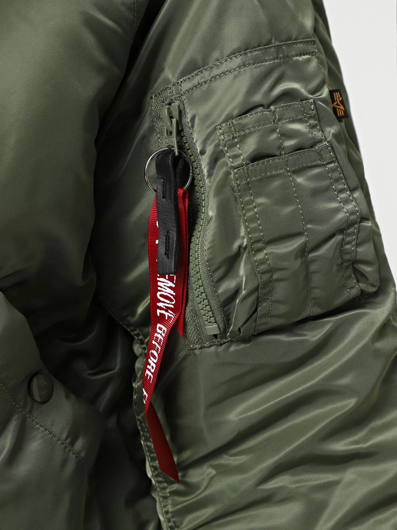Куртки та дублянки Alpha Industries N-2B SHORT WAIST модель MJN30000C1_310 Куртки та дублянки Alpha Industries N-2B SHORT WAIST модель MJN30000C1_310 Фото