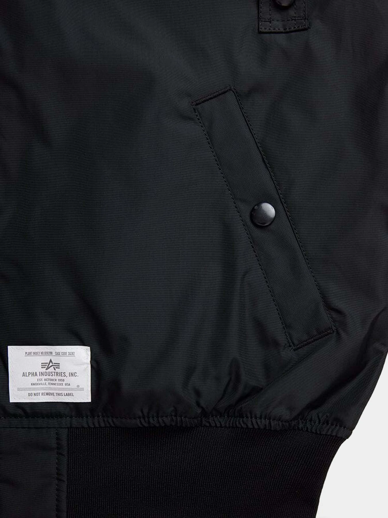 Куртки та дублянки Alpha Industries L-2b Skymaster Gen II модель MJL52000C1_001 Куртки та дублянки Alpha Industries L-2b Skymaster Gen II модель MJL52000C1_001 Фото