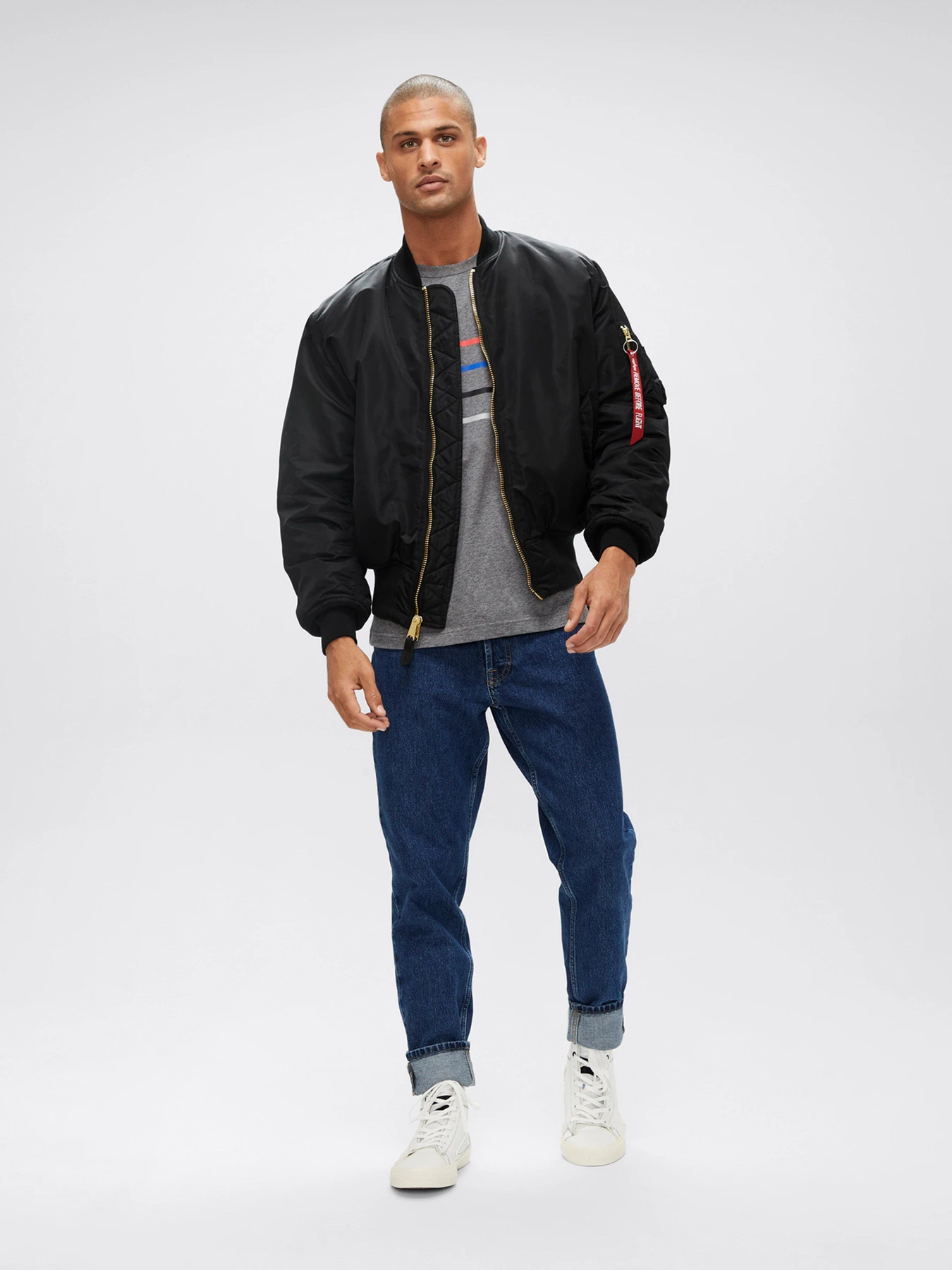 Куртки та дублянки Alpha Industries MA-1 BLOOD CHIT модель MJM21300C1_001 Куртки та дублянки Alpha Industries MA-1 BLOOD CHIT модель MJM21300C1_001 Фото