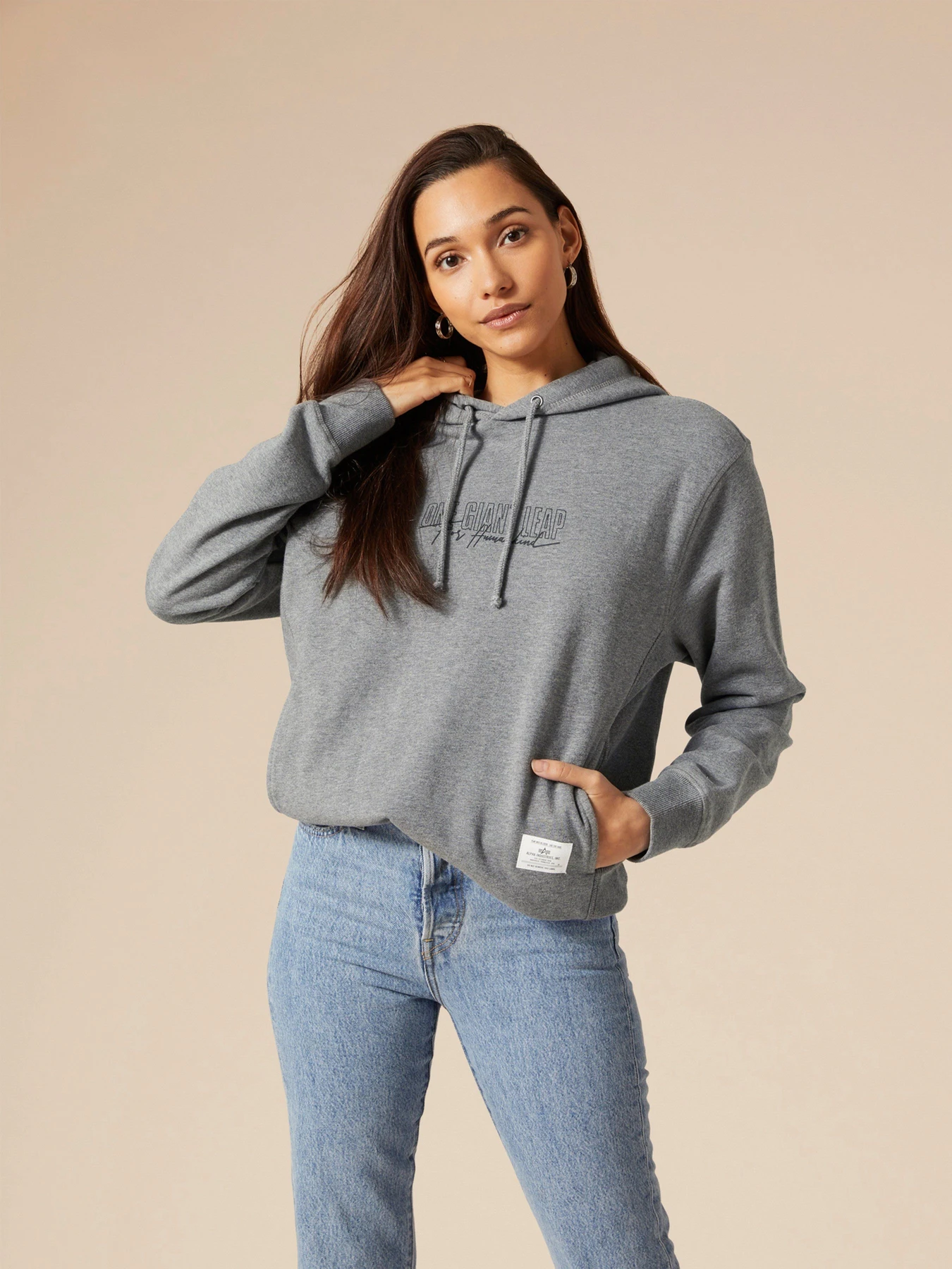 Худі та світшоти Alpha Industries ESSENTIAL модель USN52001C1_063 Худі та світшоти Alpha Industries ESSENTIAL модель USN52001C1_063 Фото