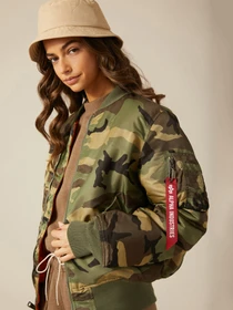 Куртки и дубленки Alpha Industries Ma-1 модель MJM21000C1_961 Фото